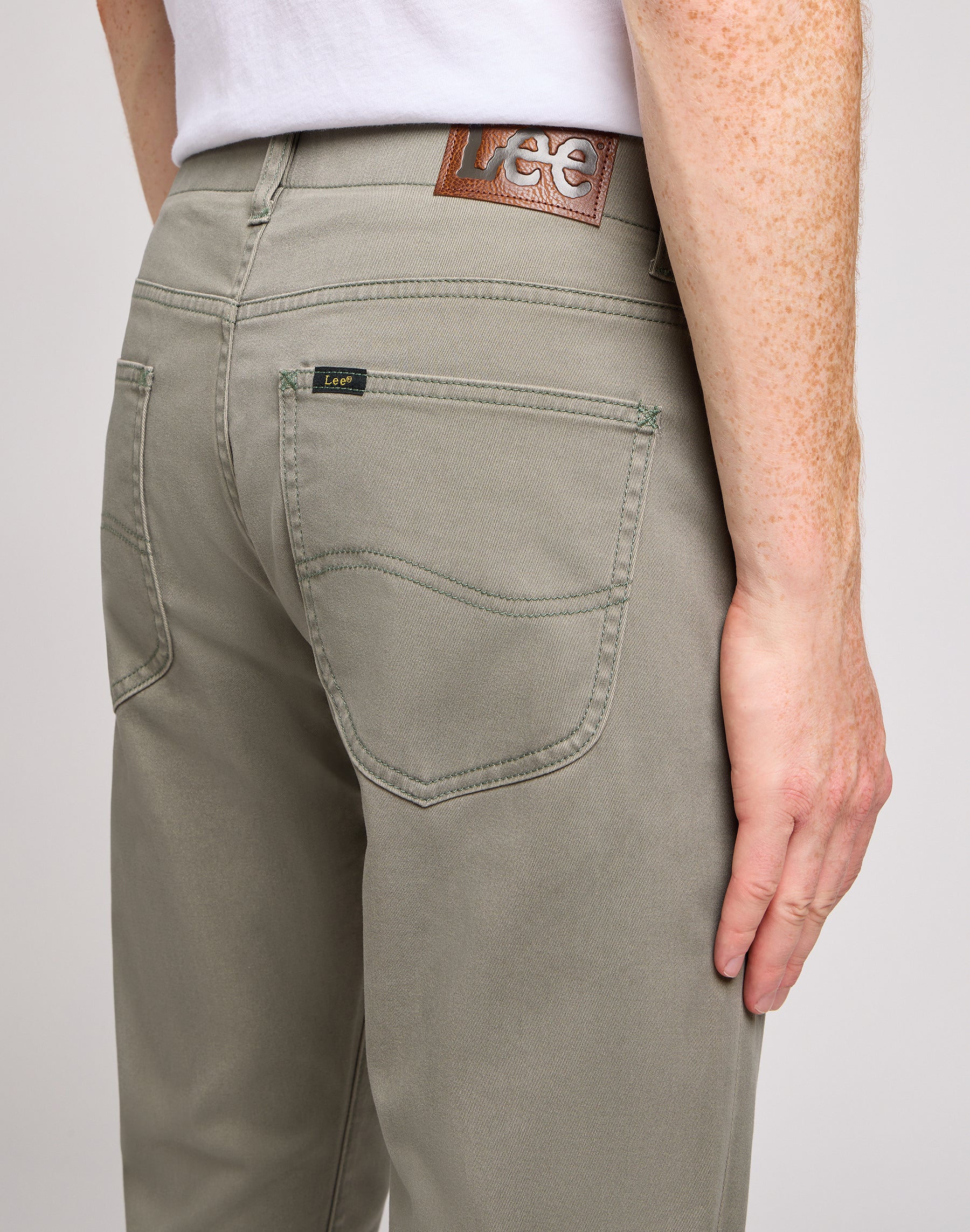 Slim Fit MVP en pantalon Olive Grove Lee   