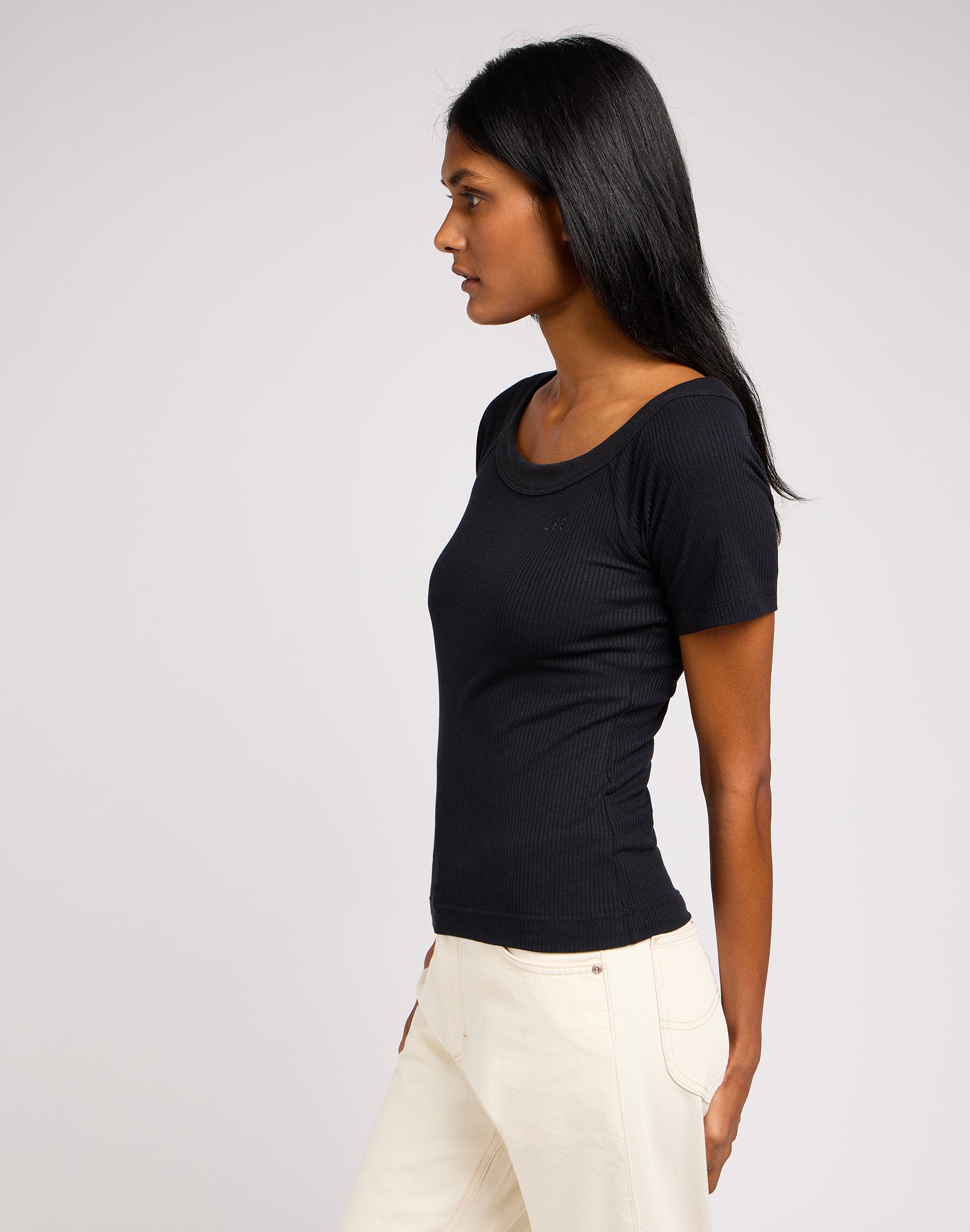 Off The Shoulder Rib in Unionall Blk T-shirts Lee   