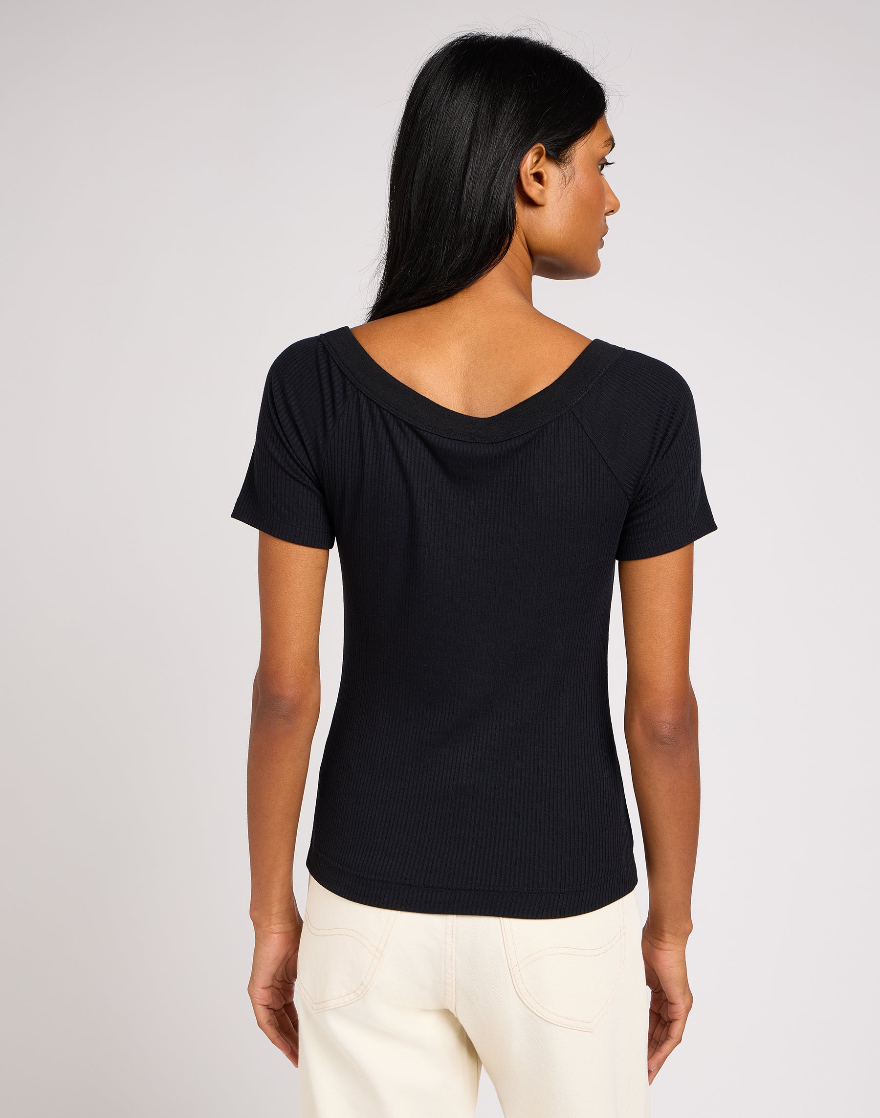 Off The Shoulder Rib in Unionall Blk T-shirts Lee   