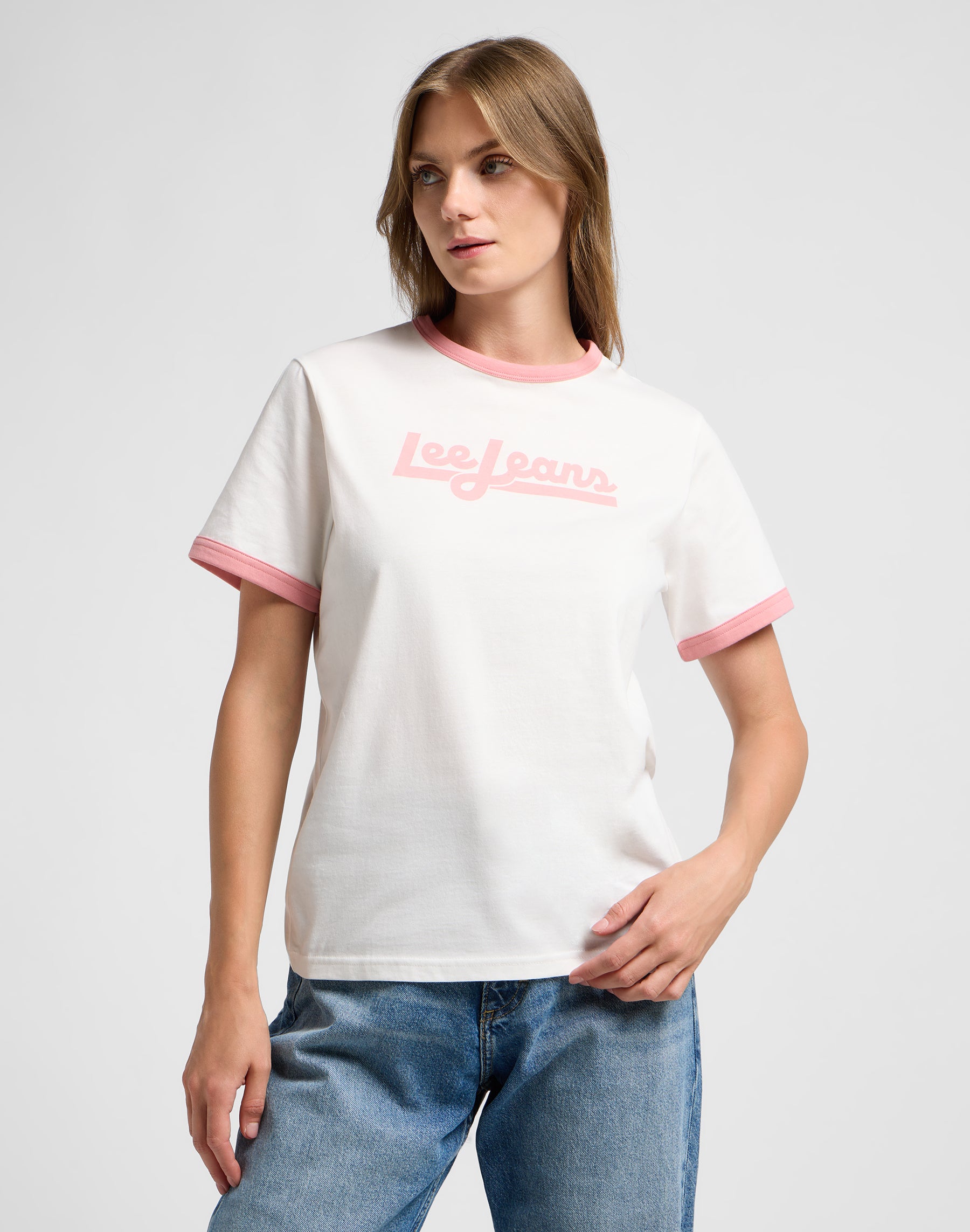 Tee Ringer dans Cassie Pink T-shirts Lee   