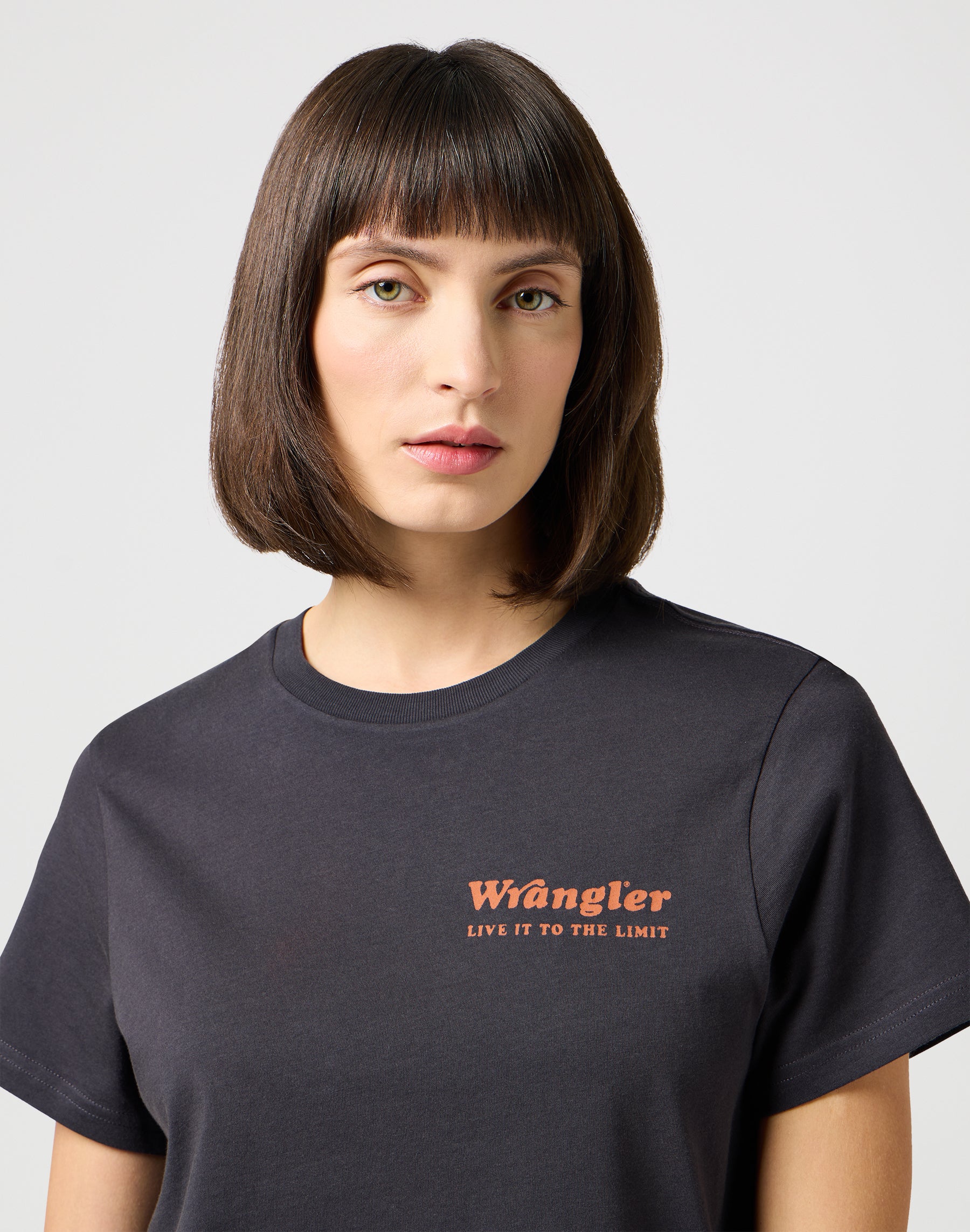 Regular Tee in Faded Black T-shirts Wrangler   