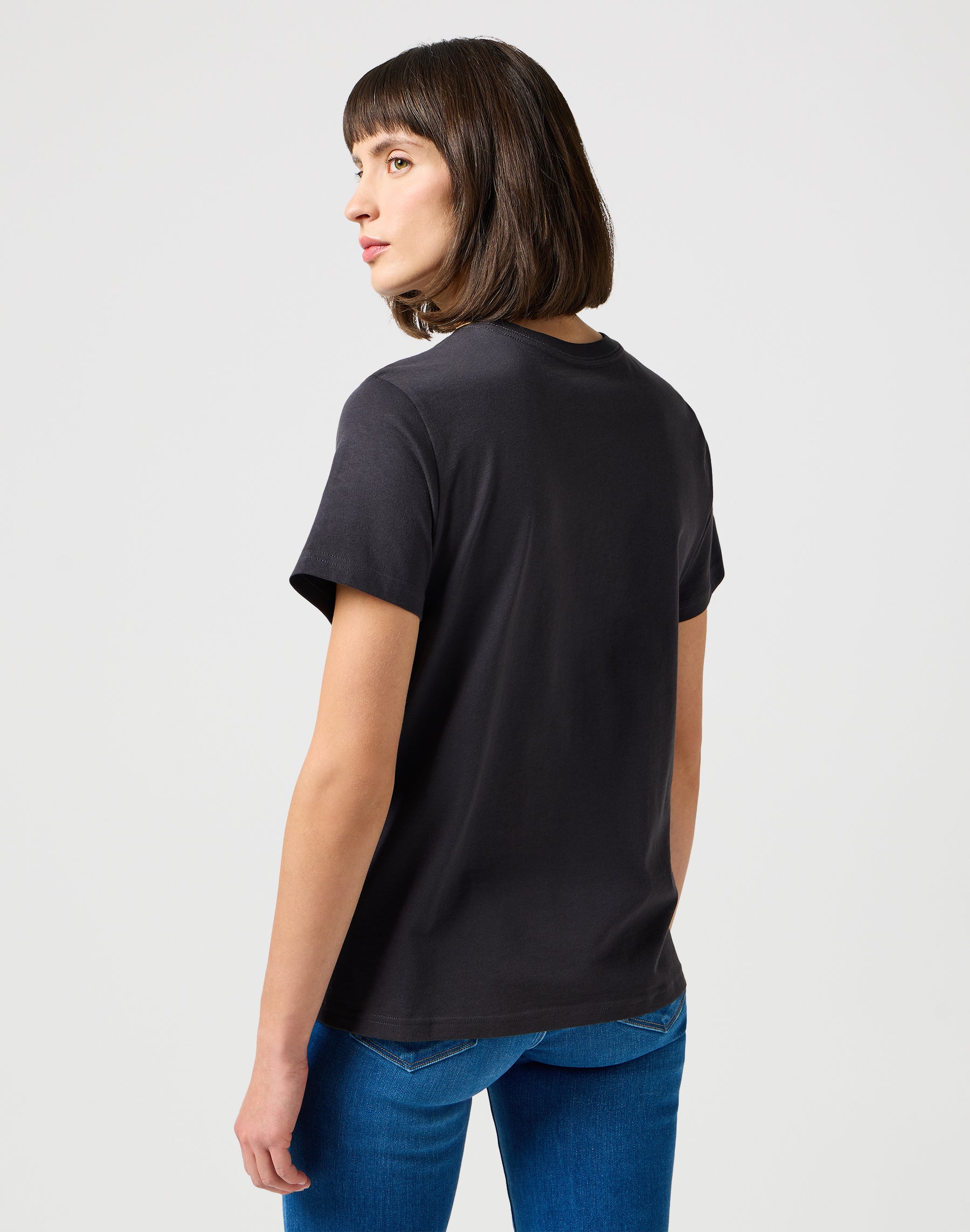 Regular Tee in Faded Black T-shirts Wrangler   