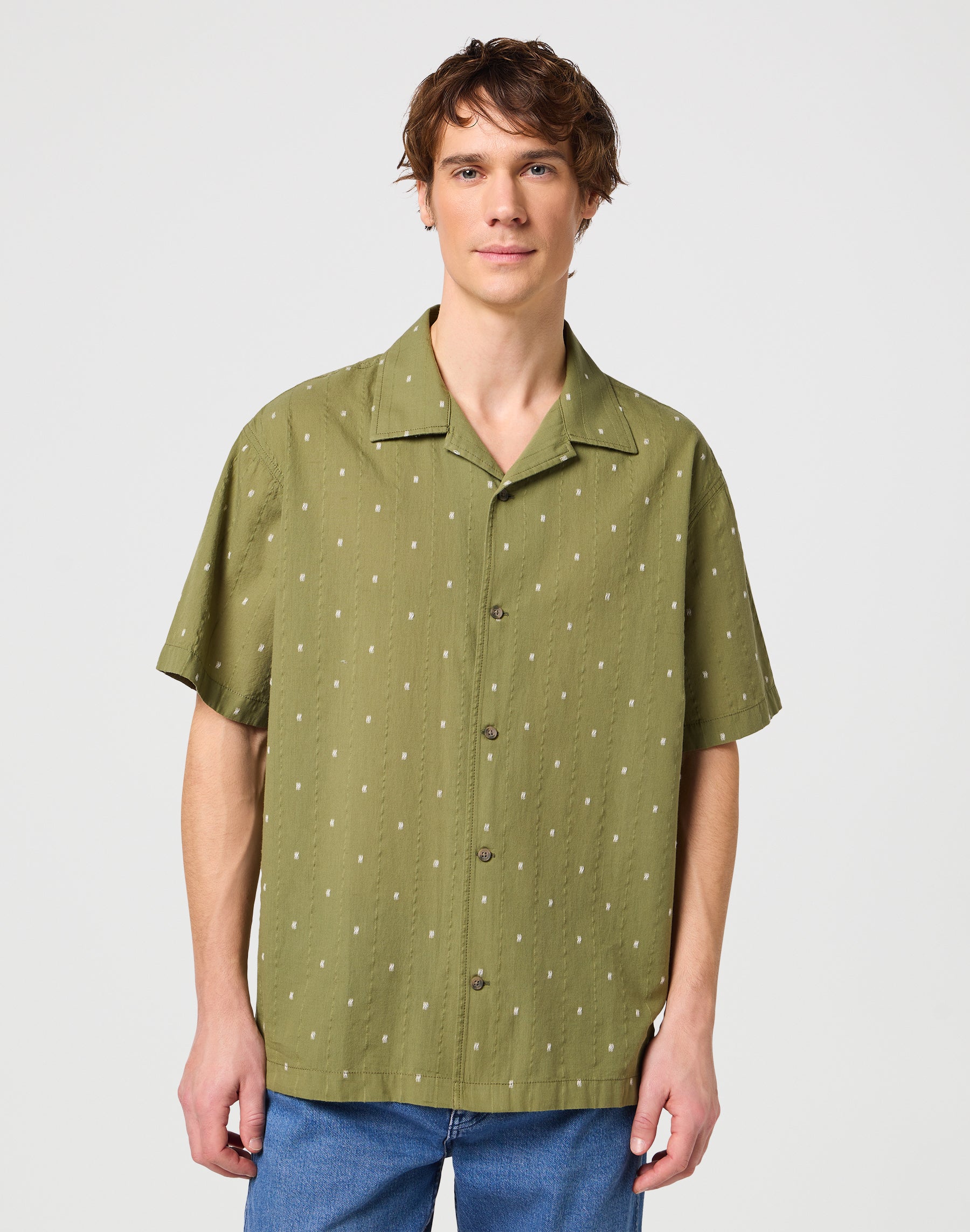 Resort Shirt in Dusty Olive Chemises Wrangler   