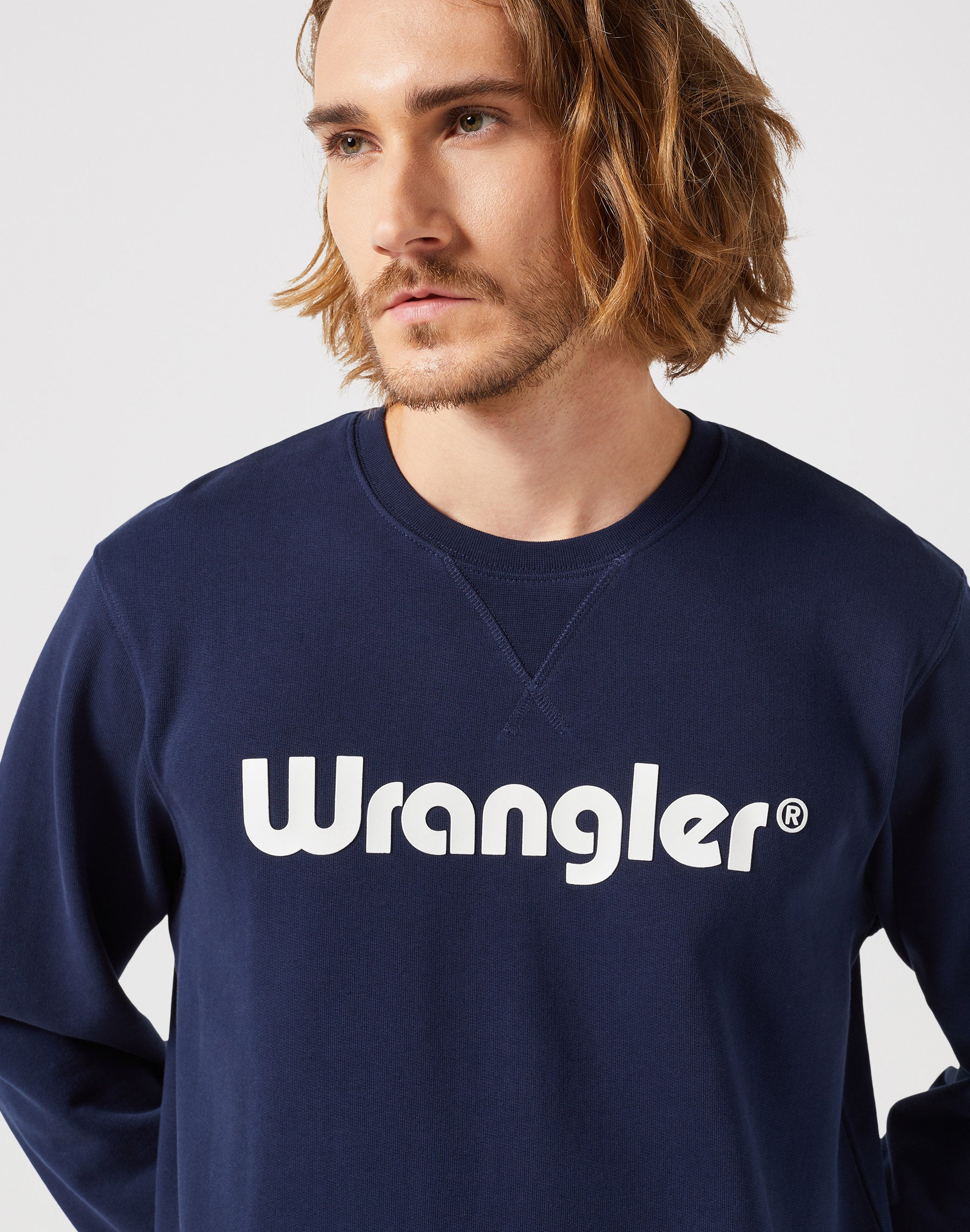 Logo Crew Sweat en bleu marine Sweatshirts Wrangler   