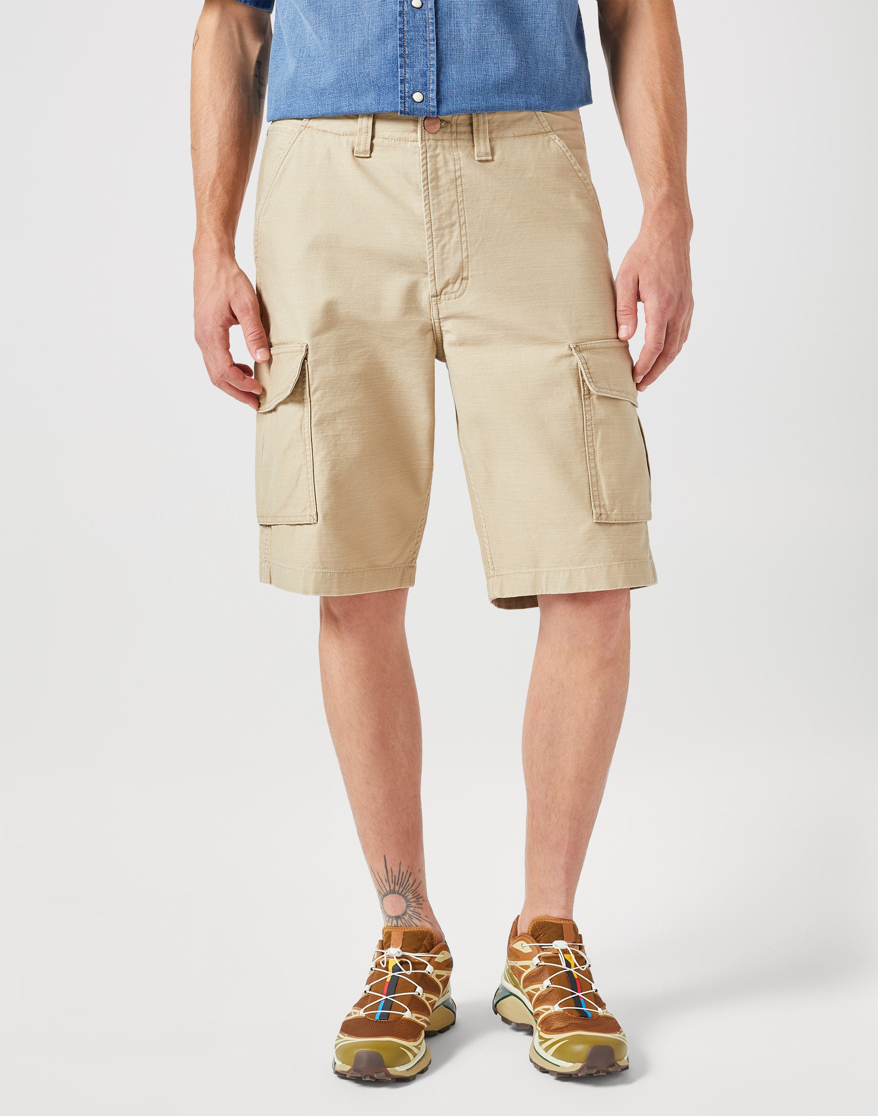 Short cargo Casey dans Short selle Wrangler   