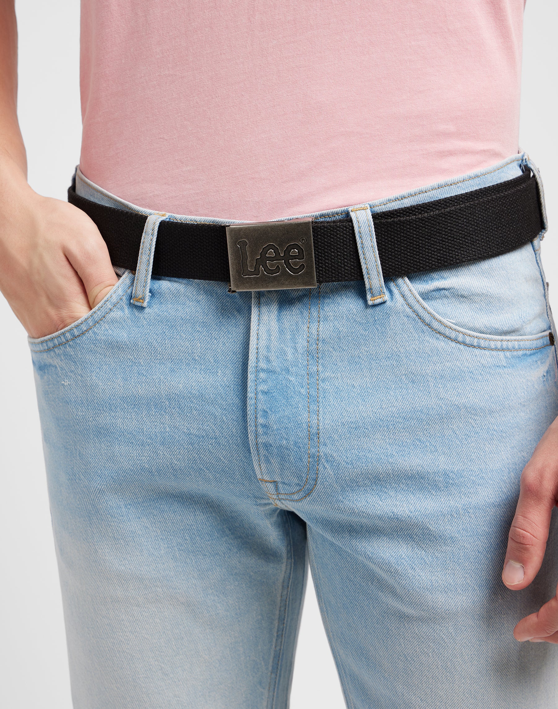 Webbing Belt in Black Ceinture Lee   