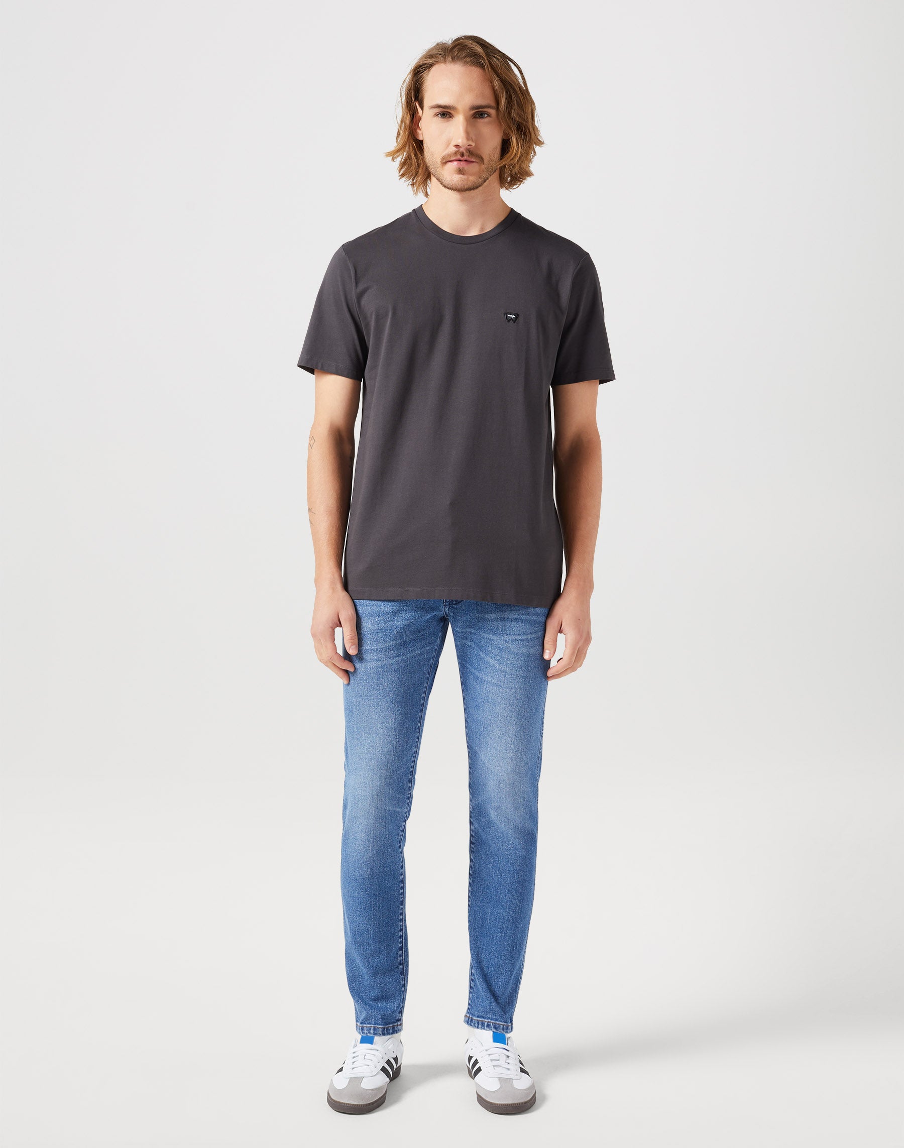 Sign Off Tee in Faded Black T-shirts Wrangler   