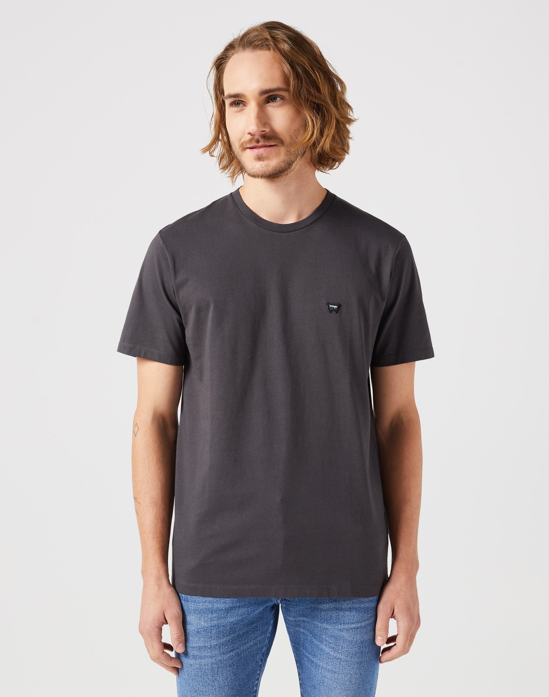 Sign Off Tee in Faded Black T-shirts Wrangler   