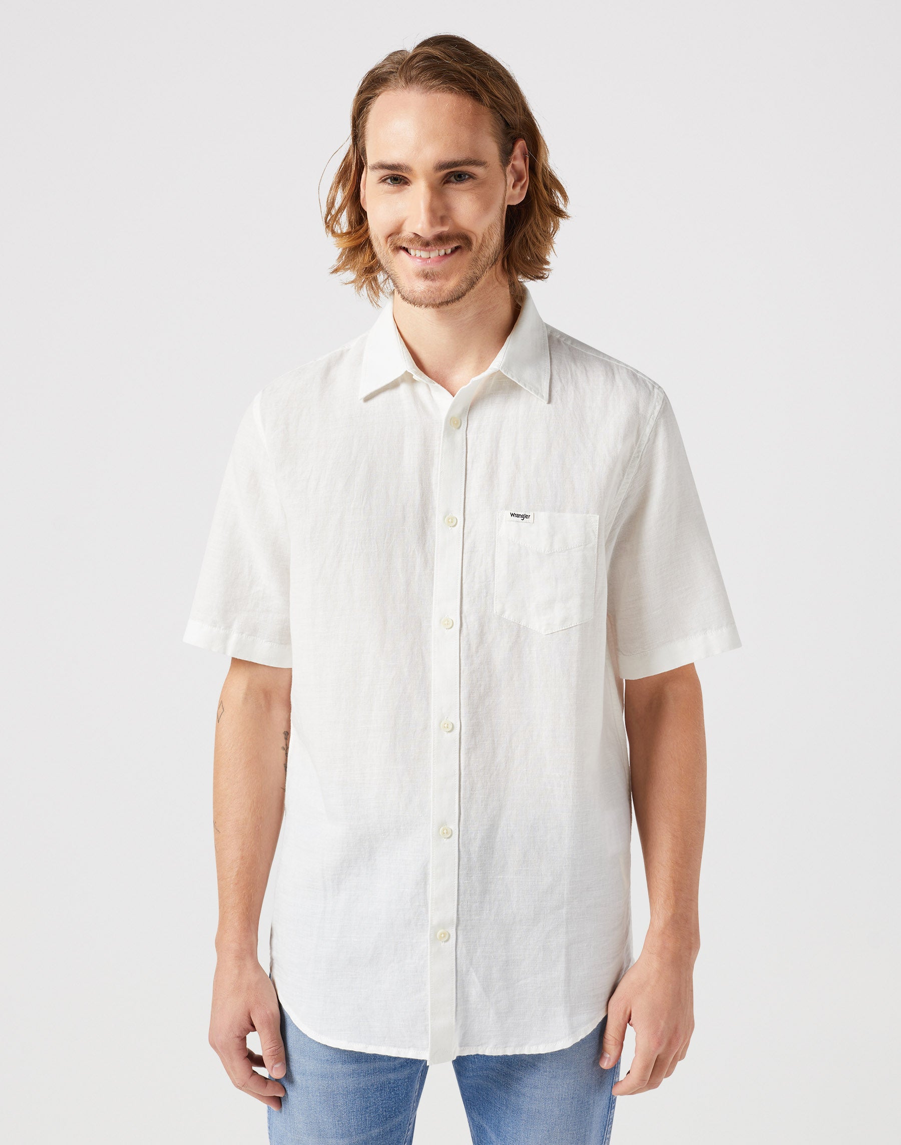 One Pocket Shirt in Worn White Chemises Wrangler   