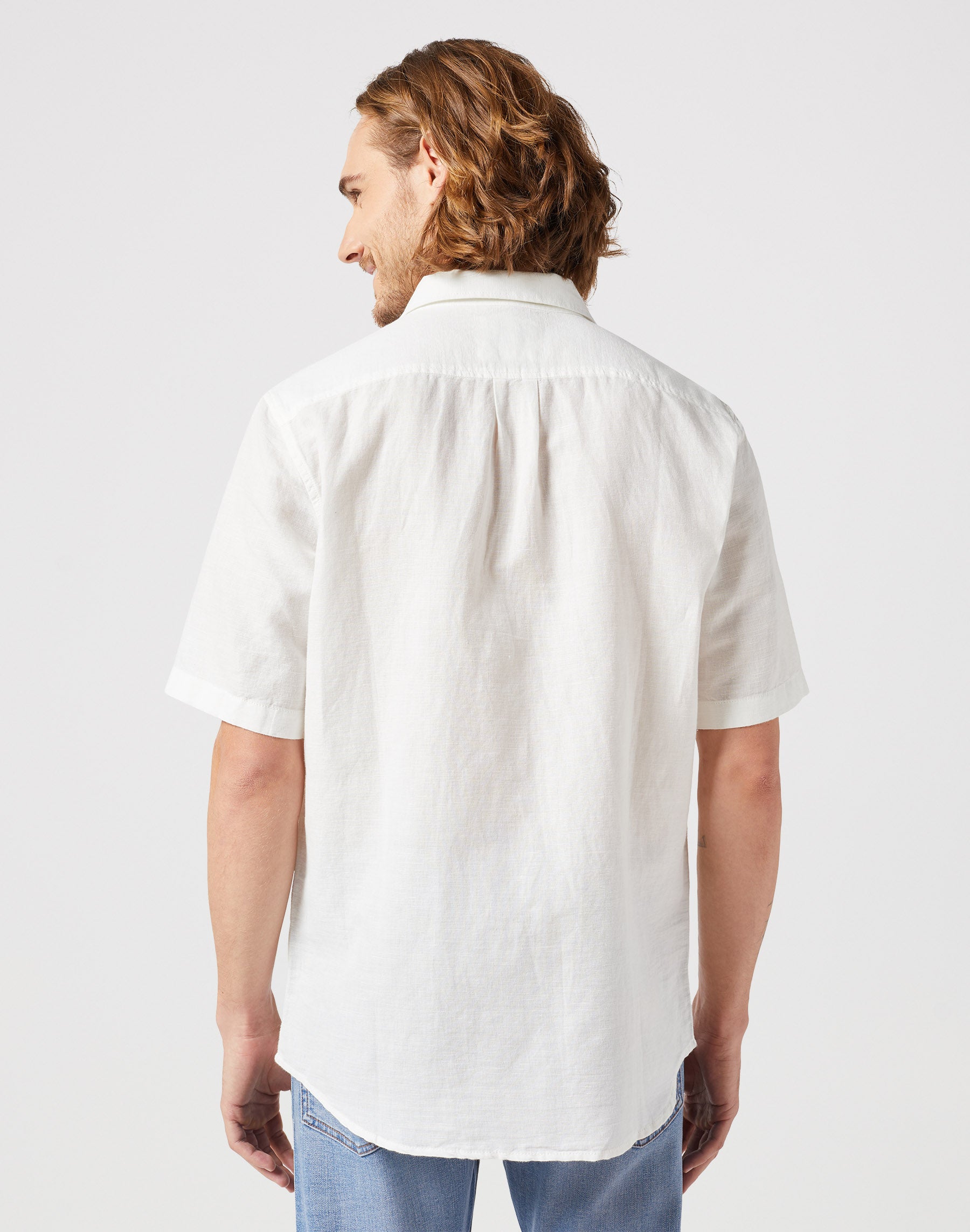 One Pocket Shirt in Worn White Chemises Wrangler   