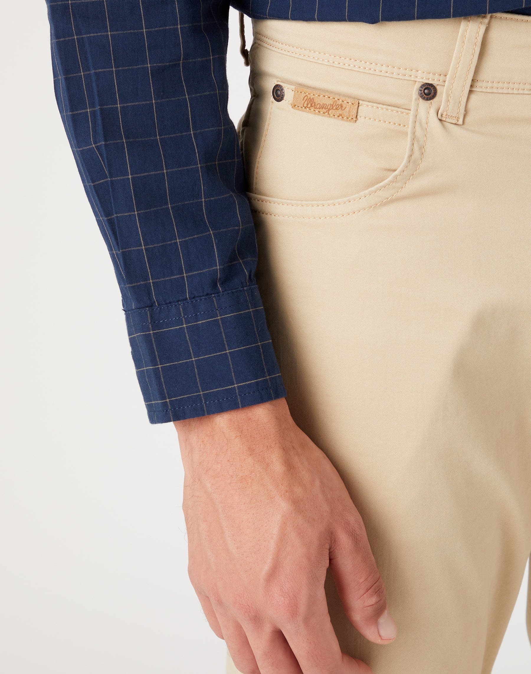 Texas Low Stretch in Plaza Taupe Pantalon Wrangler   