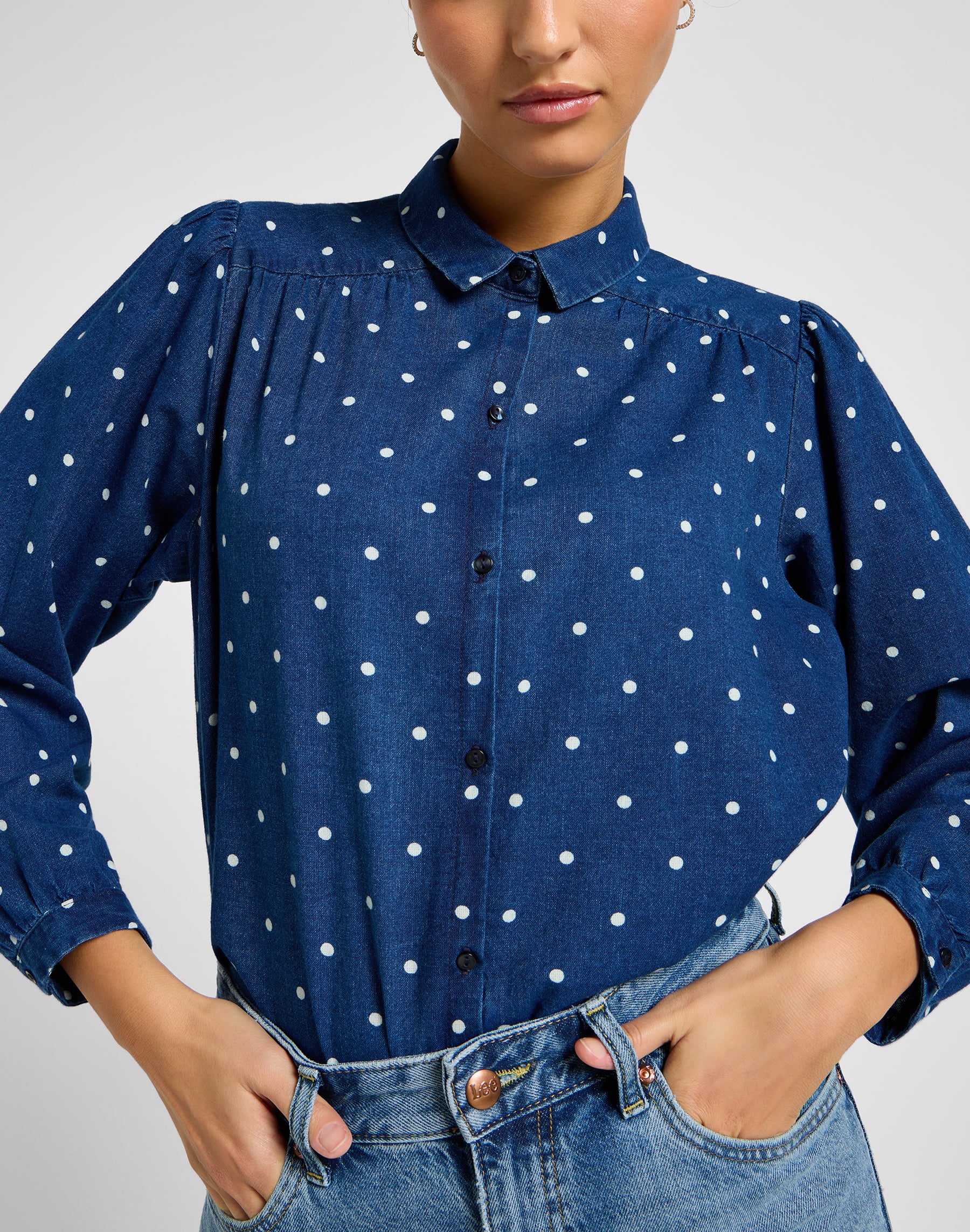 Shirred Blouse in Dotted Indigo Chemises Lee   