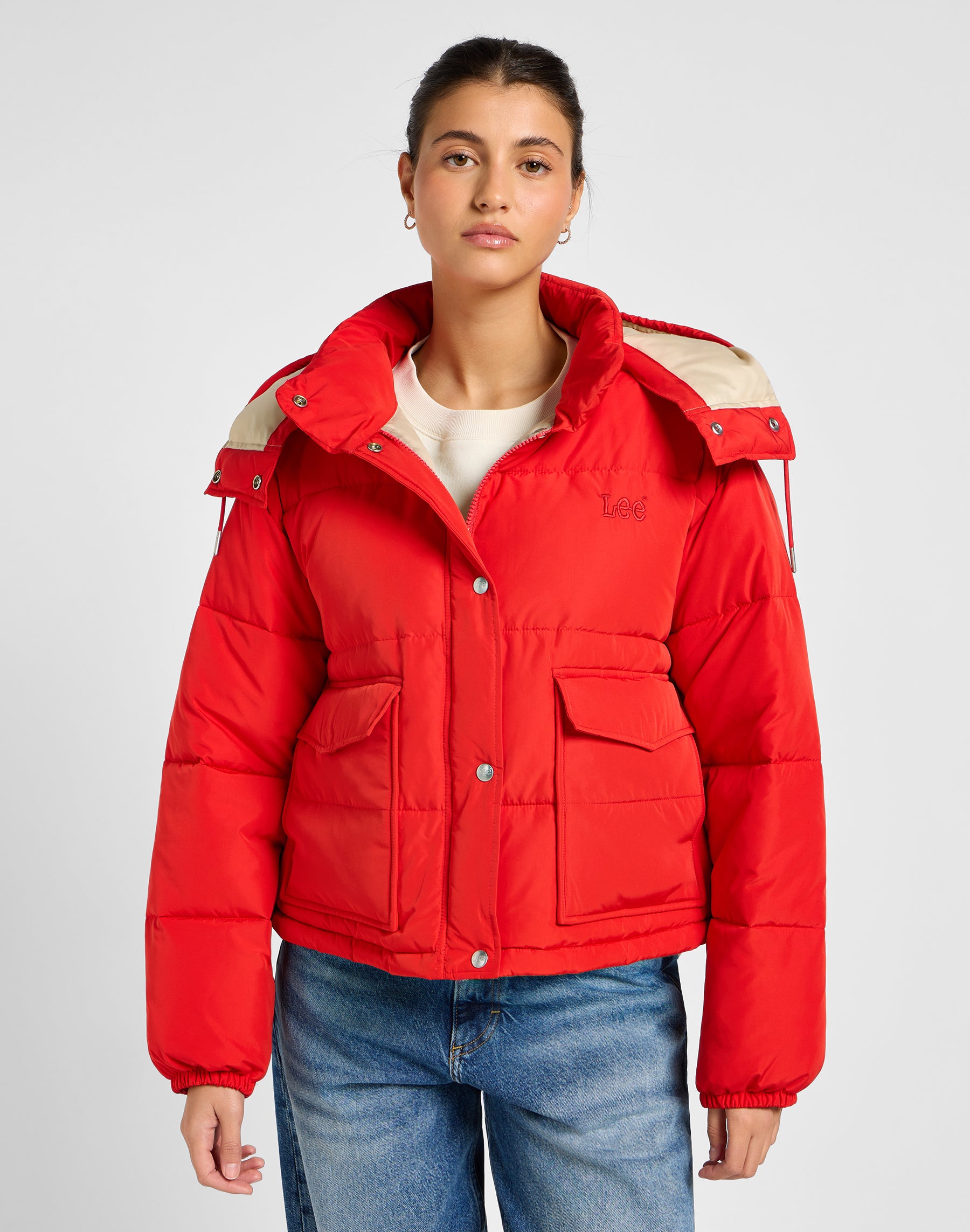 Vestes à capuche Short Puffer in True Red Lee   