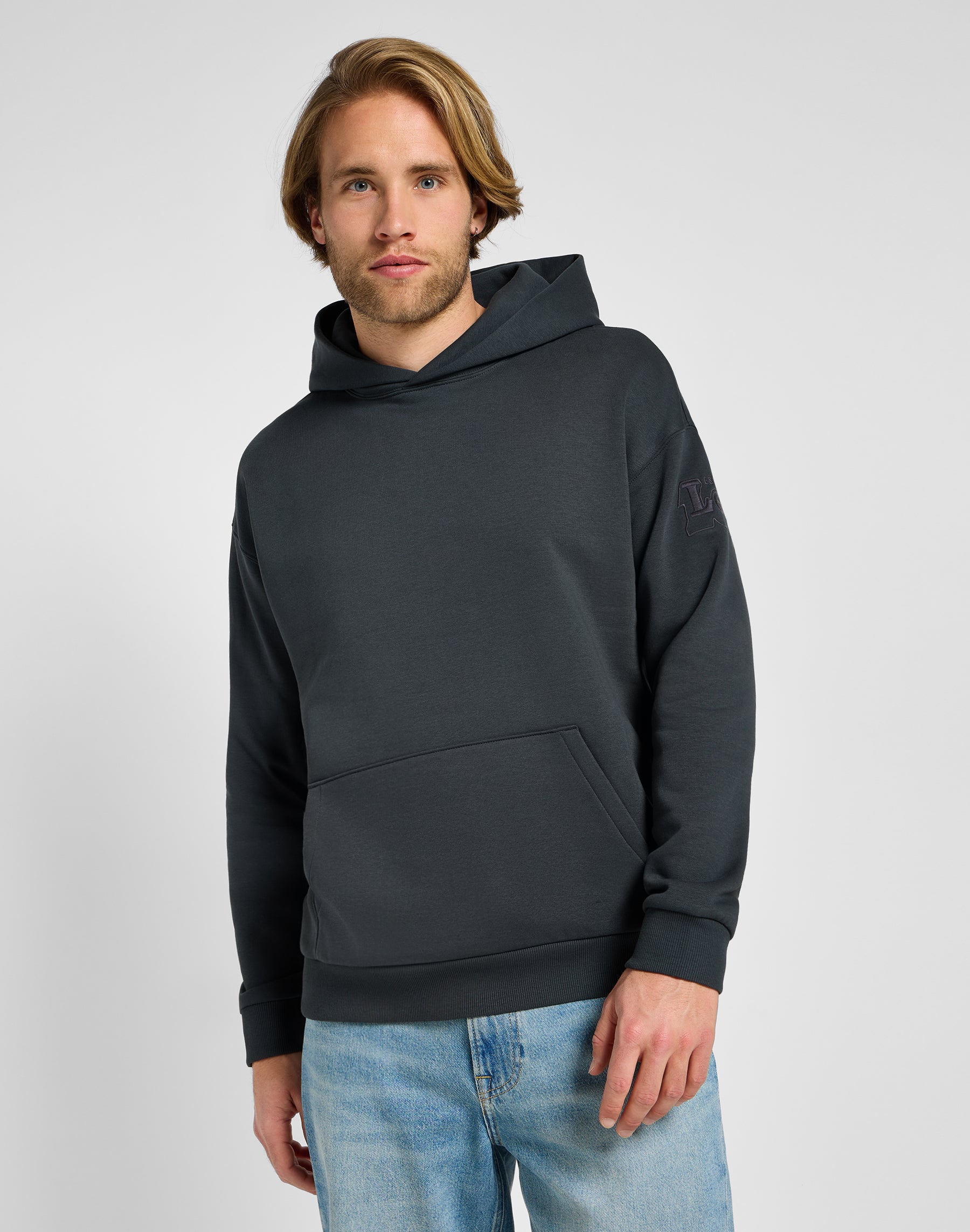 Core Relaxed Hoodie en Washed Black Sweat à capuche Lee   