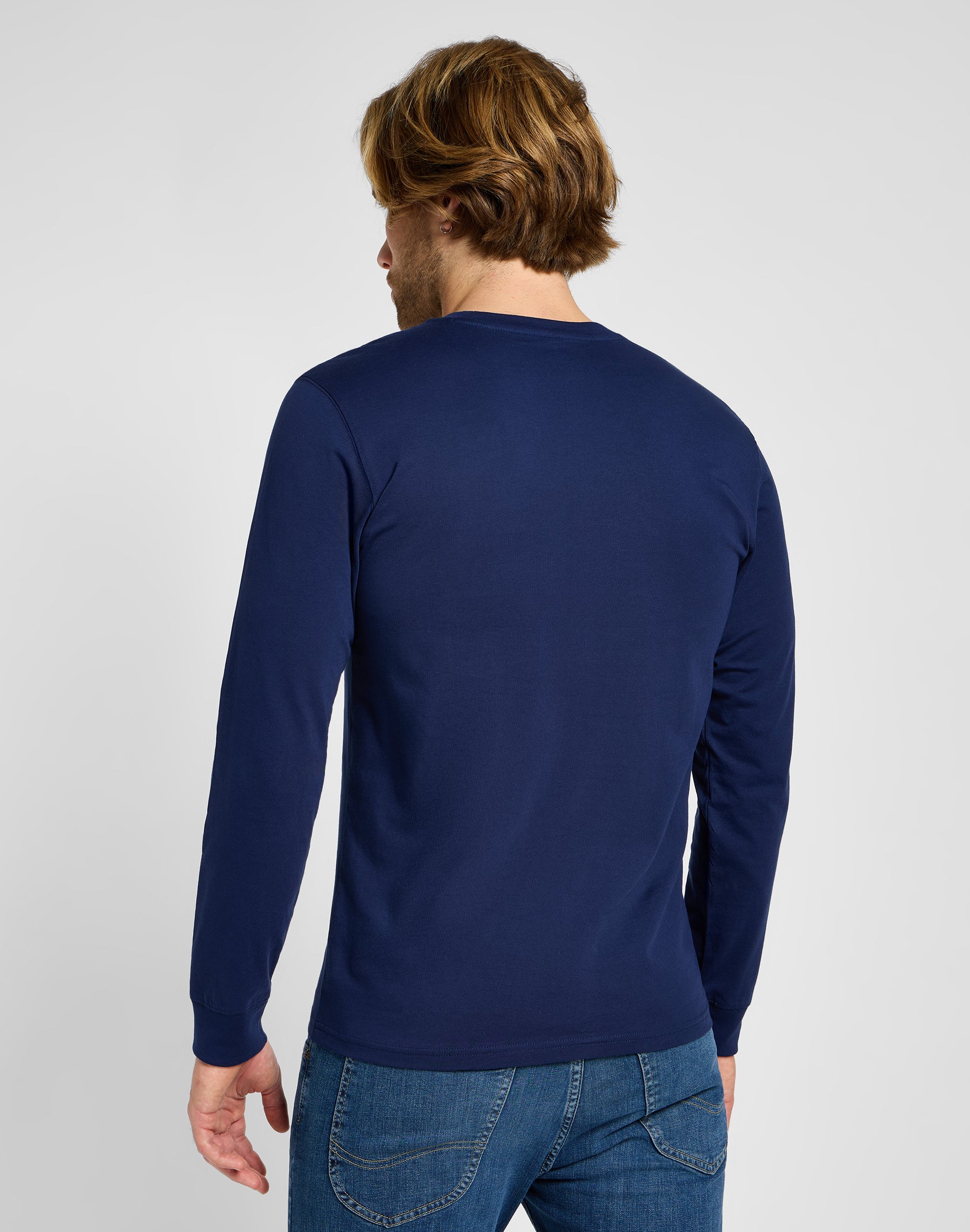 T-shirts à manches longues Patch Logo Tee en True Navy Sweatshirts Lee   