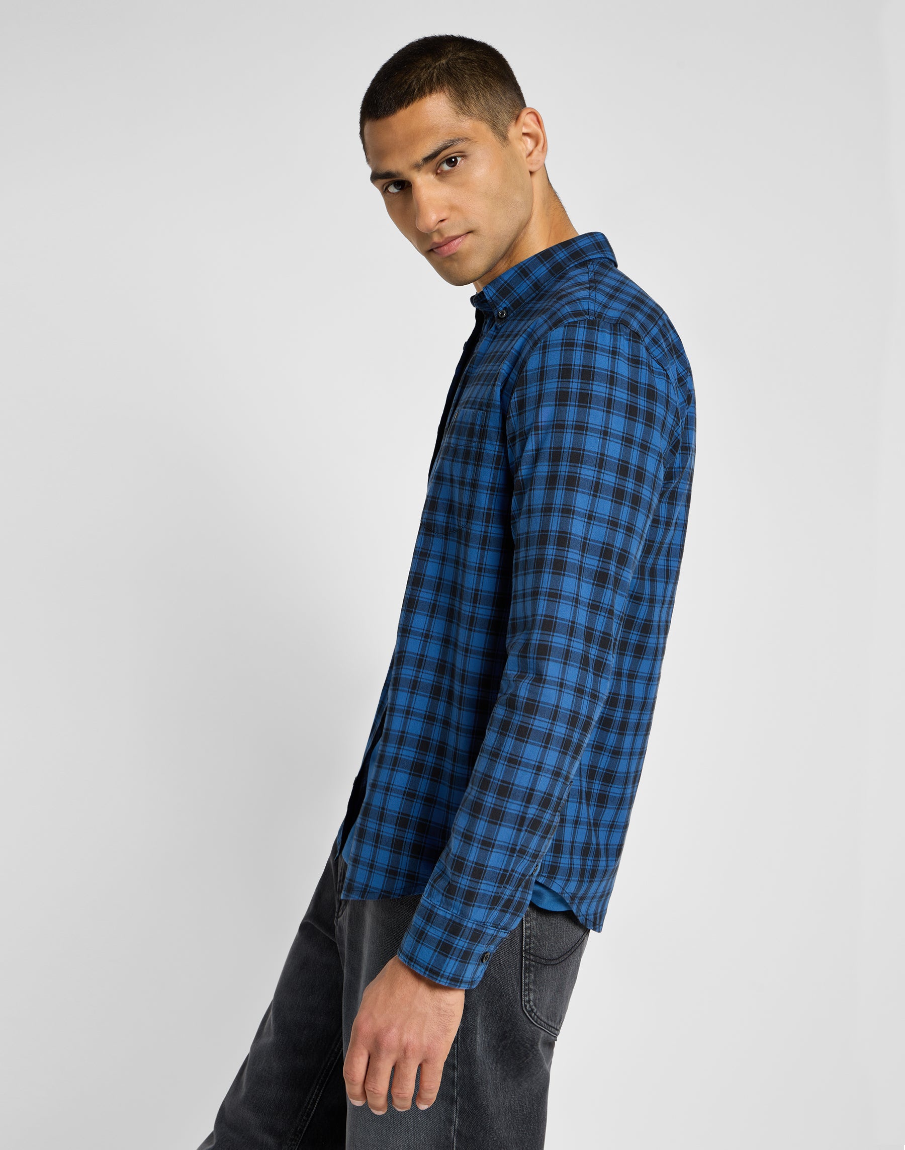 Lee Button Down in Blue Chemises Lee   