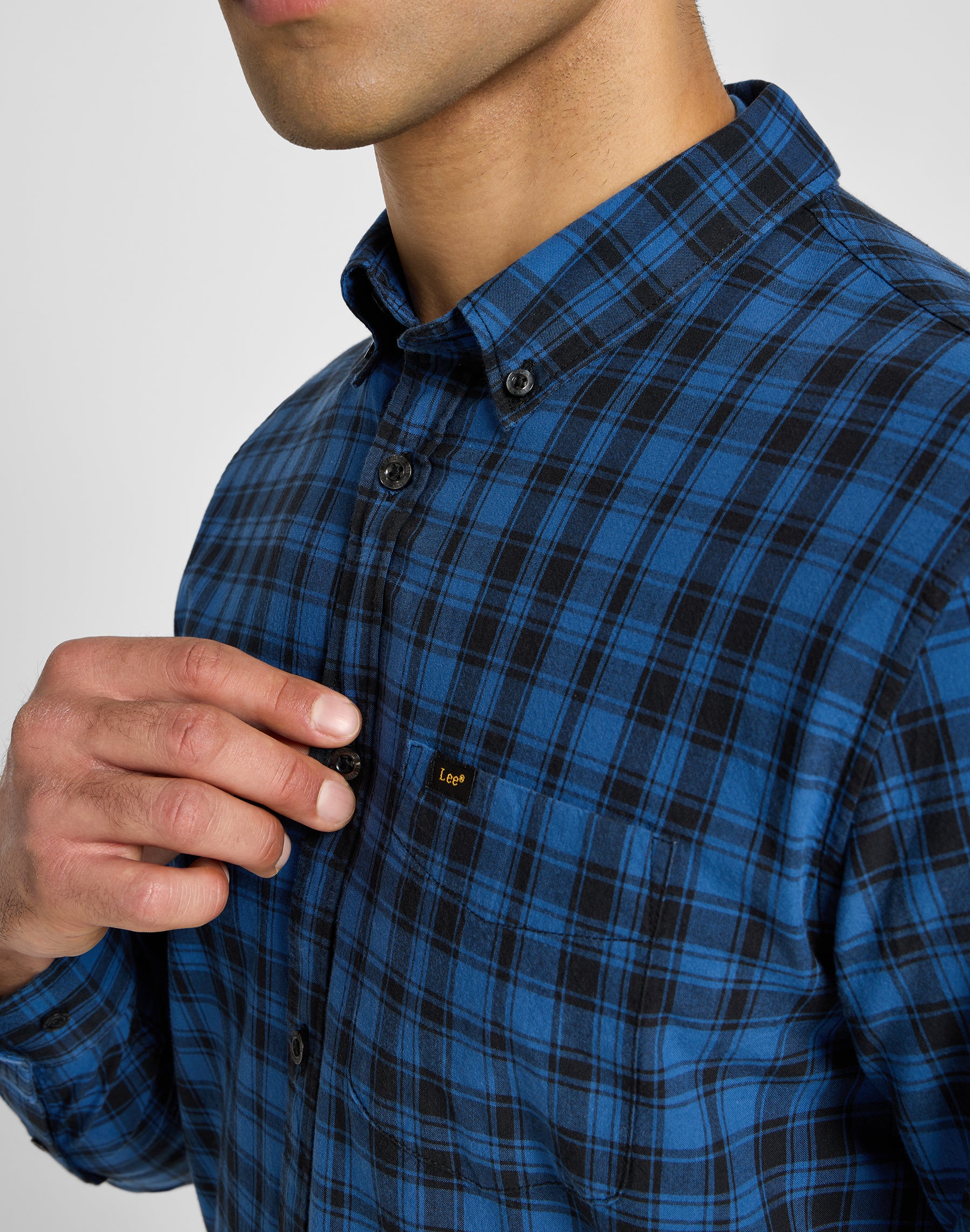 Lee Button Down in Blue Chemises Lee   