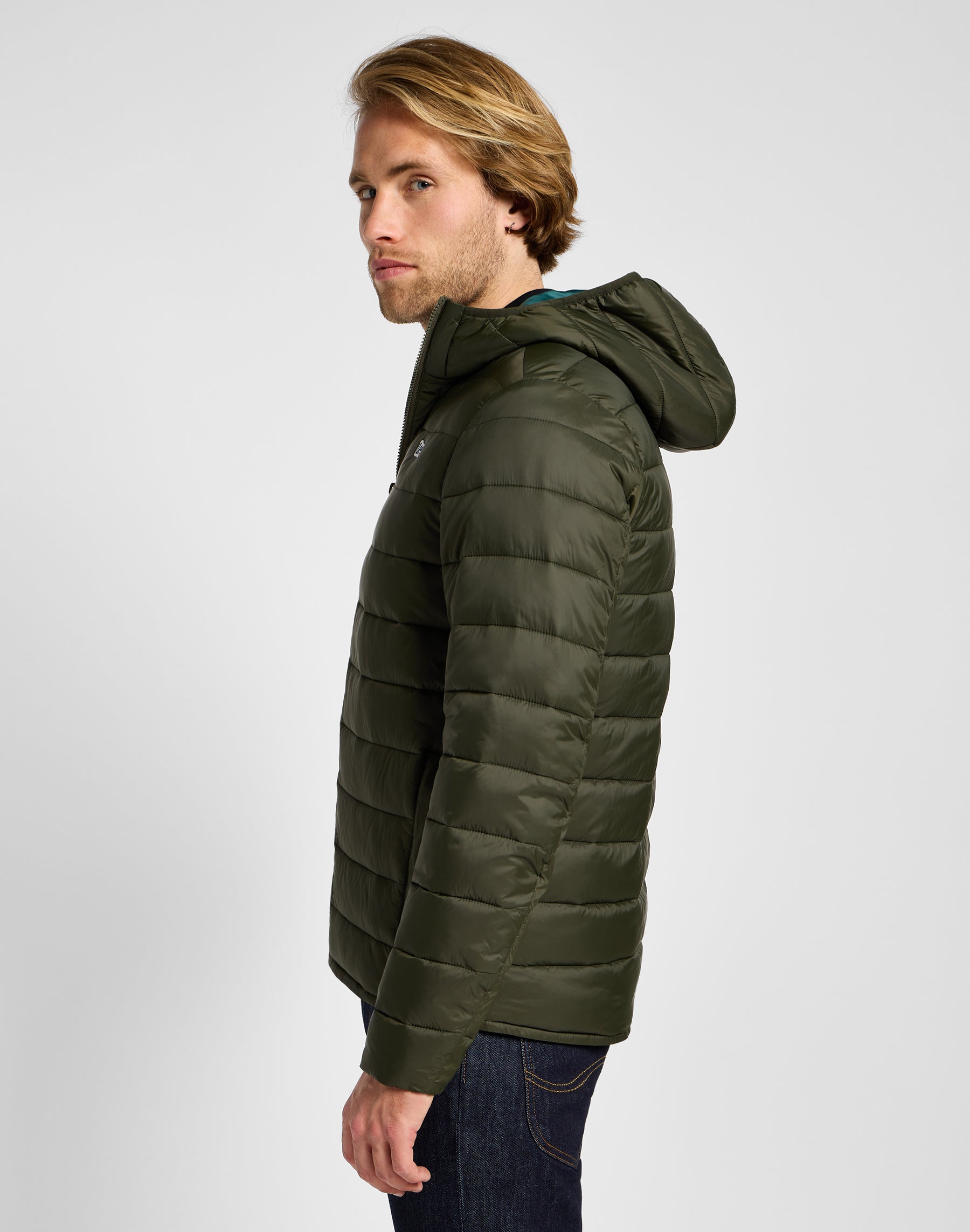 Light Puffer Jacket in Olive Night Vestes Lee   