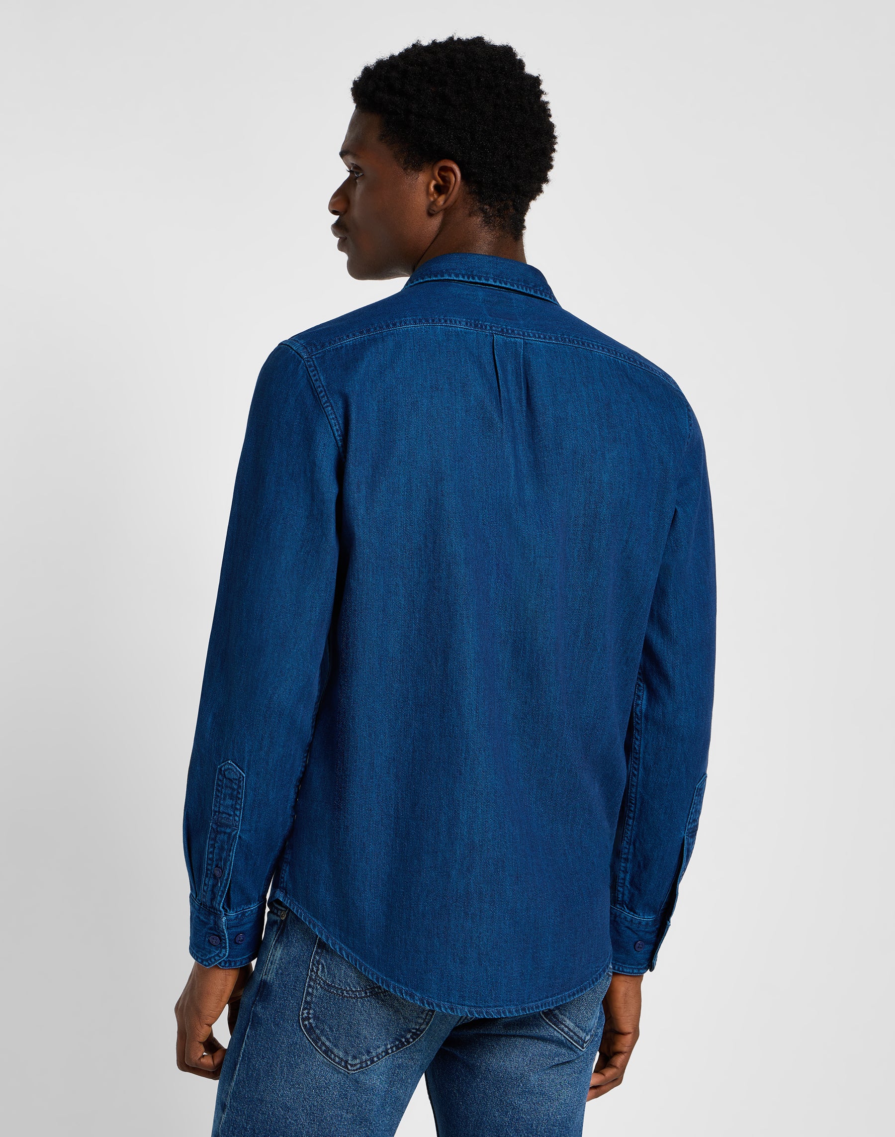 Leesure Shirt in Inky Blue Wash Chemises Lee   