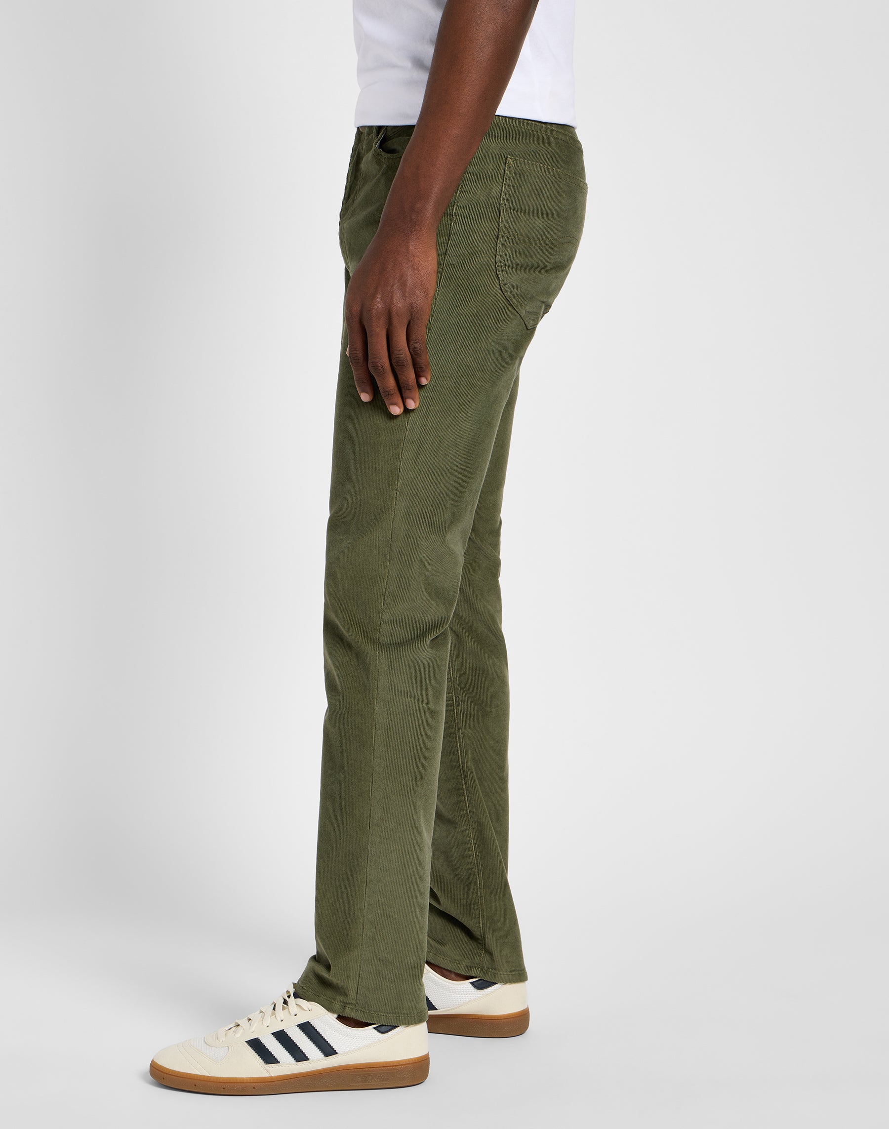 Pantalon Slim Fit MVP en vert mercantile Lee   