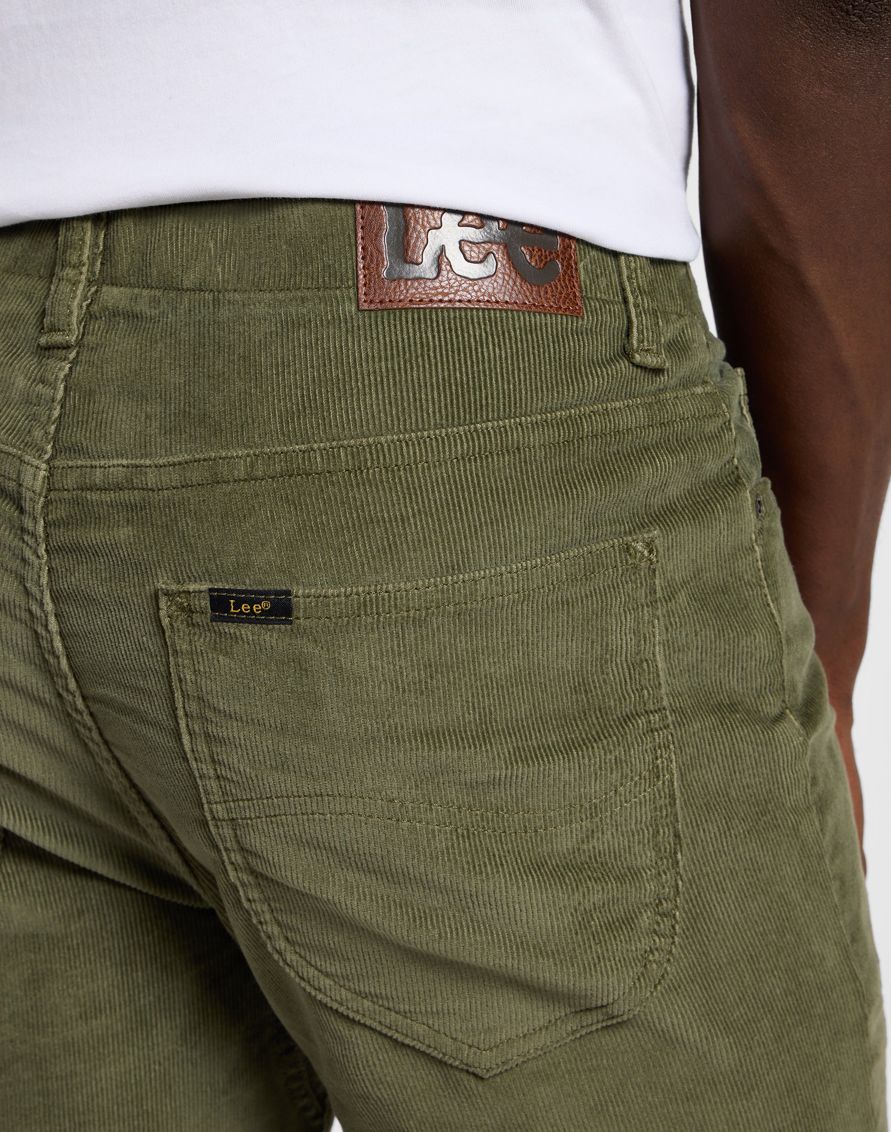 Pantalon Slim Fit MVP en vert mercantile Lee   