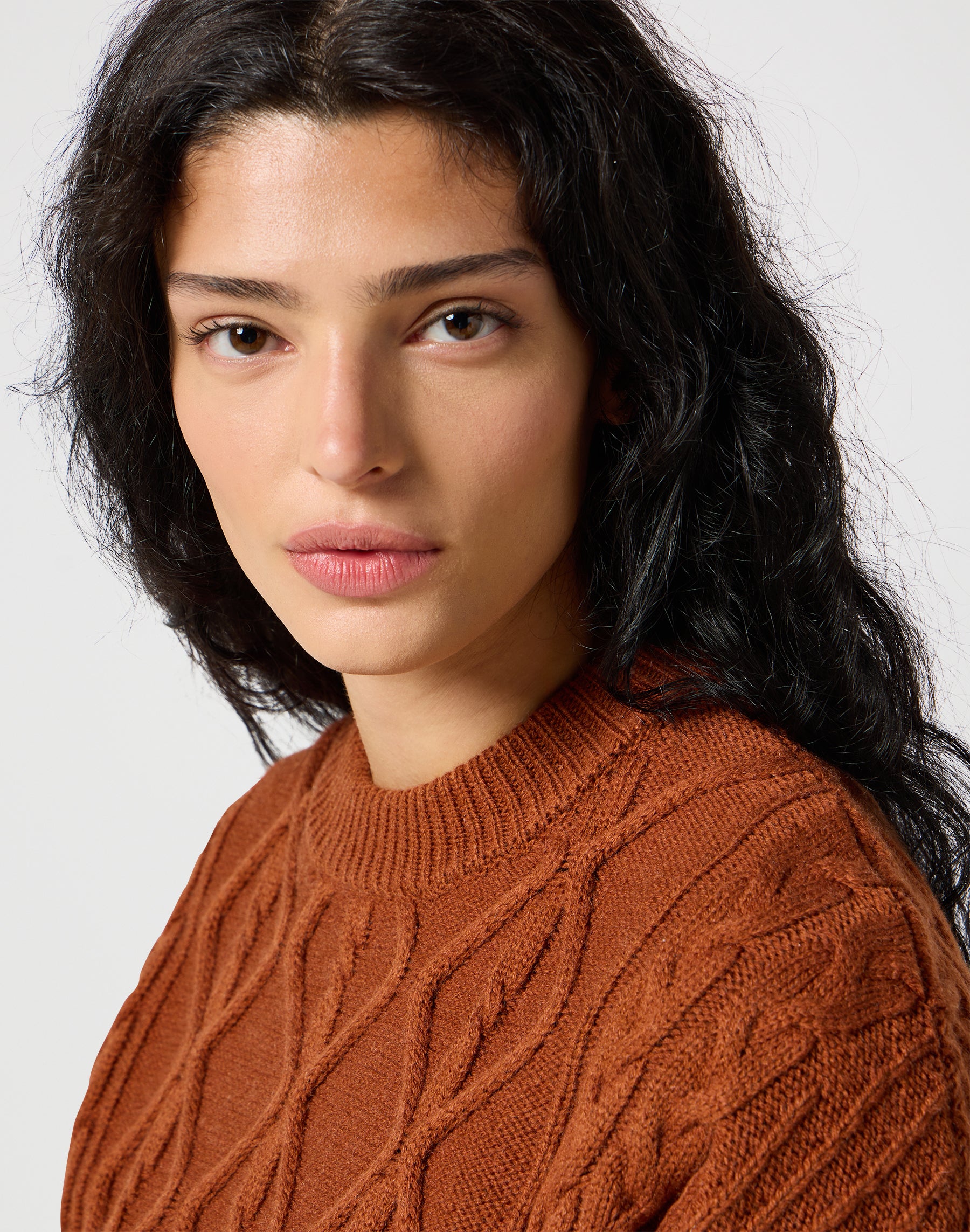 Cable Knit Sweater in Gingerbread Pullover Wrangler   