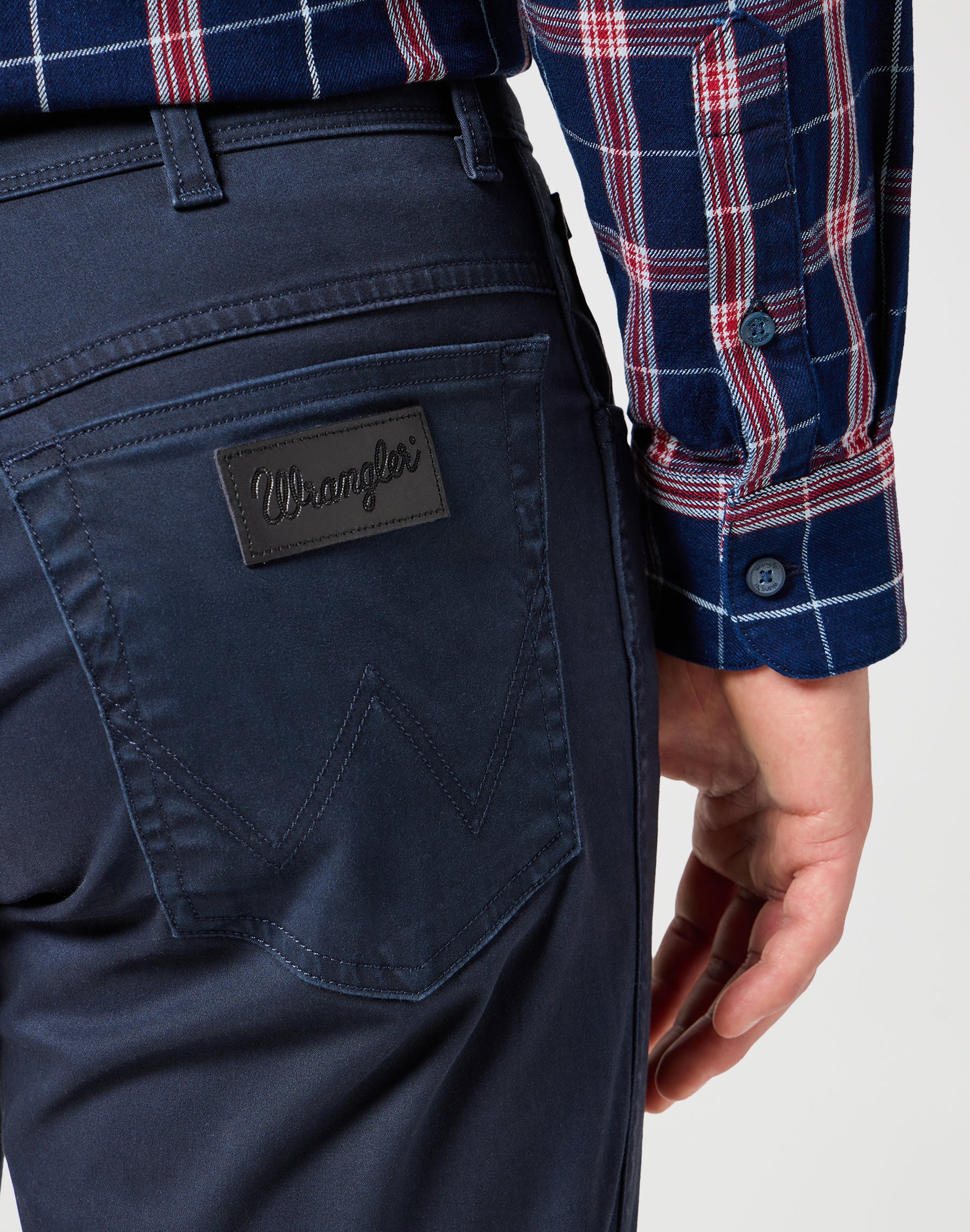 Texas in Dark Navy Pantalon Wrangler   