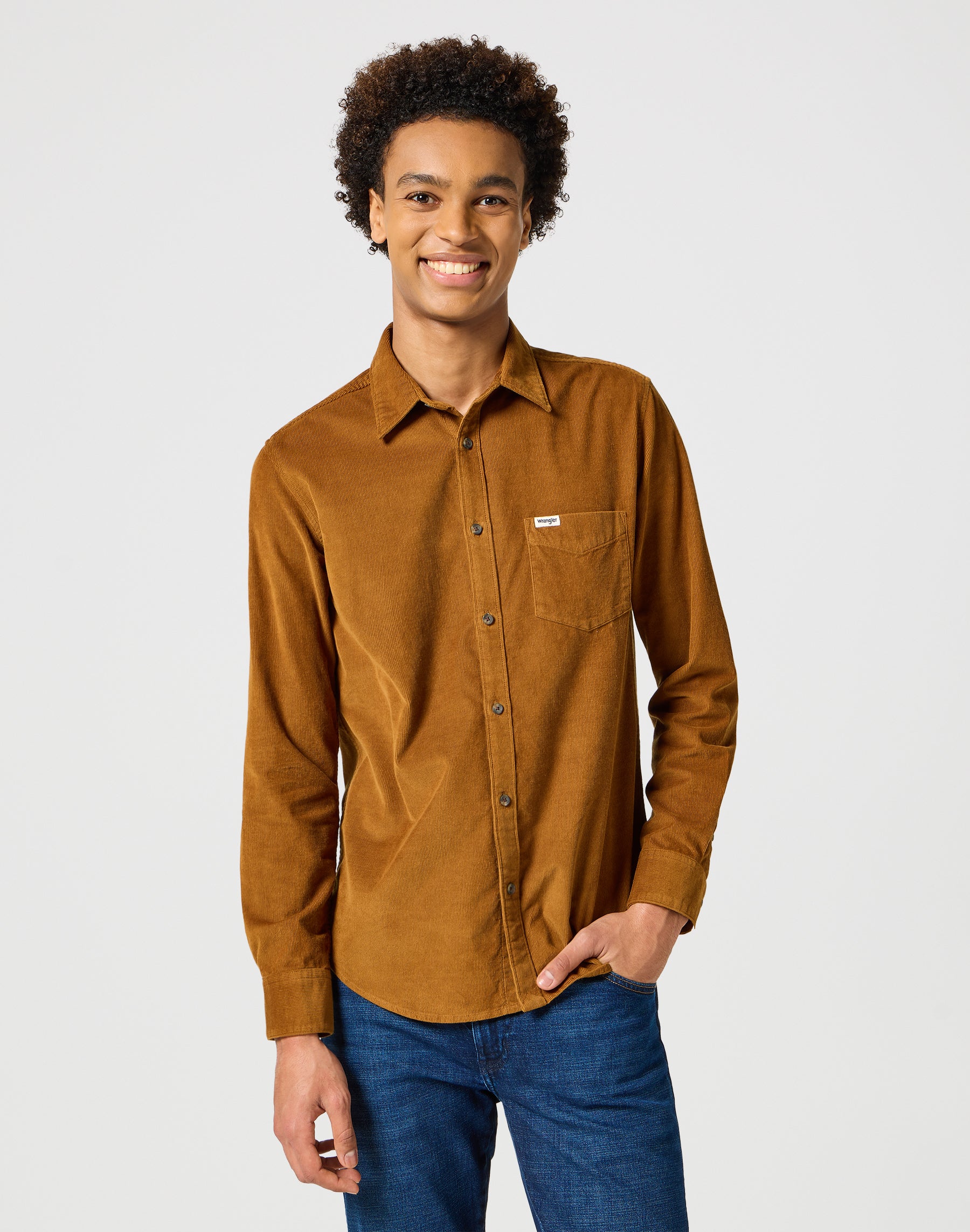 One Pocket Corduroy Shirt in Monks Robe Chemises Wrangler   