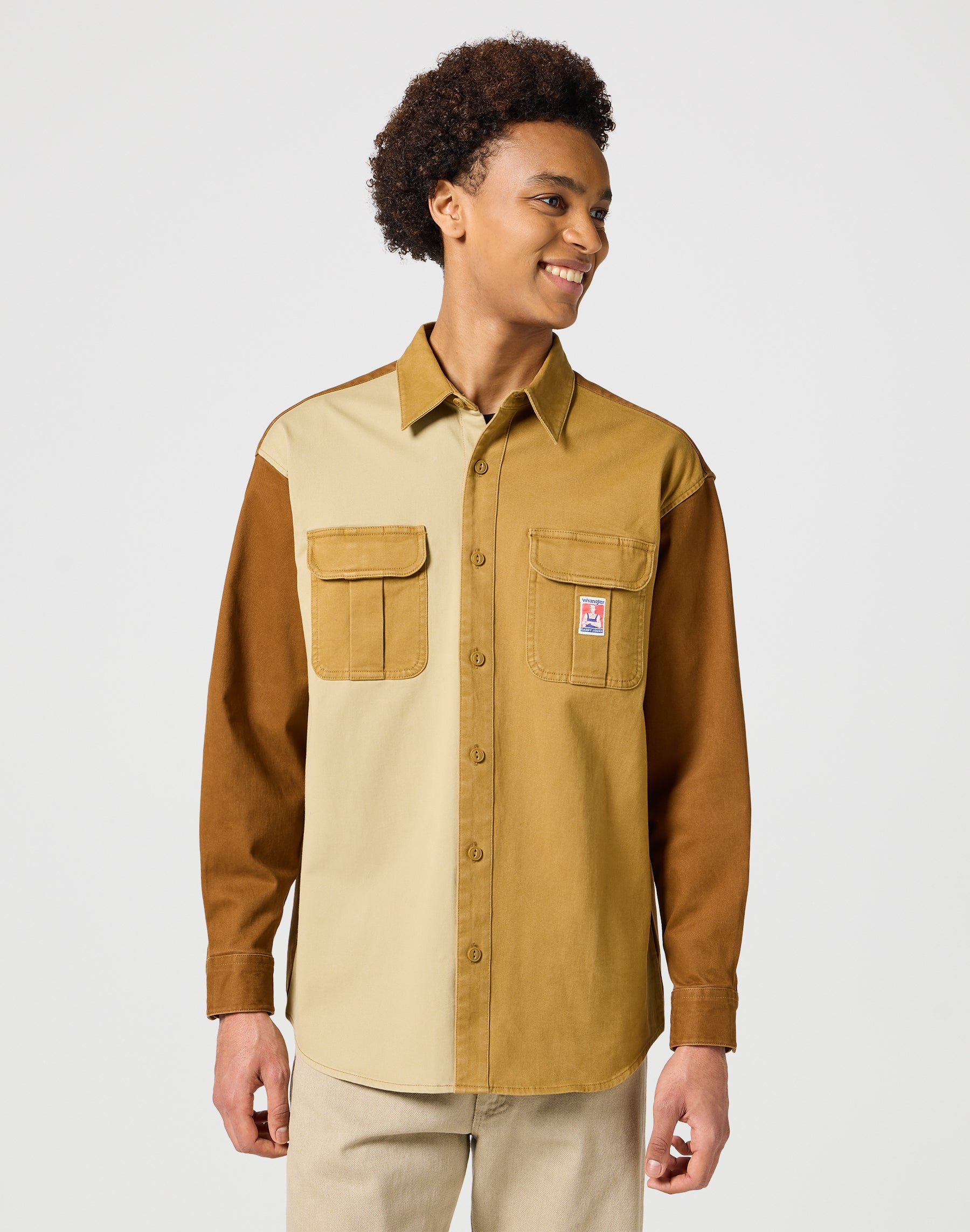 Casey Colorblock Shirt in Monks Robe Chemises Wrangler   