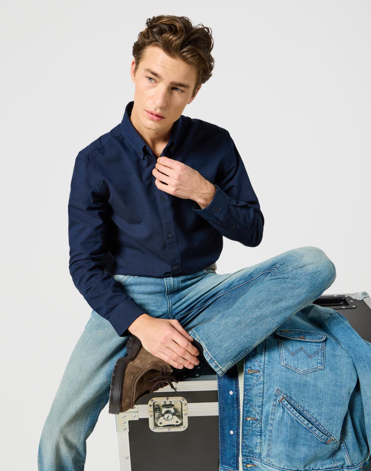 Chemise Oxford en marine foncé Chemises Wrangler   