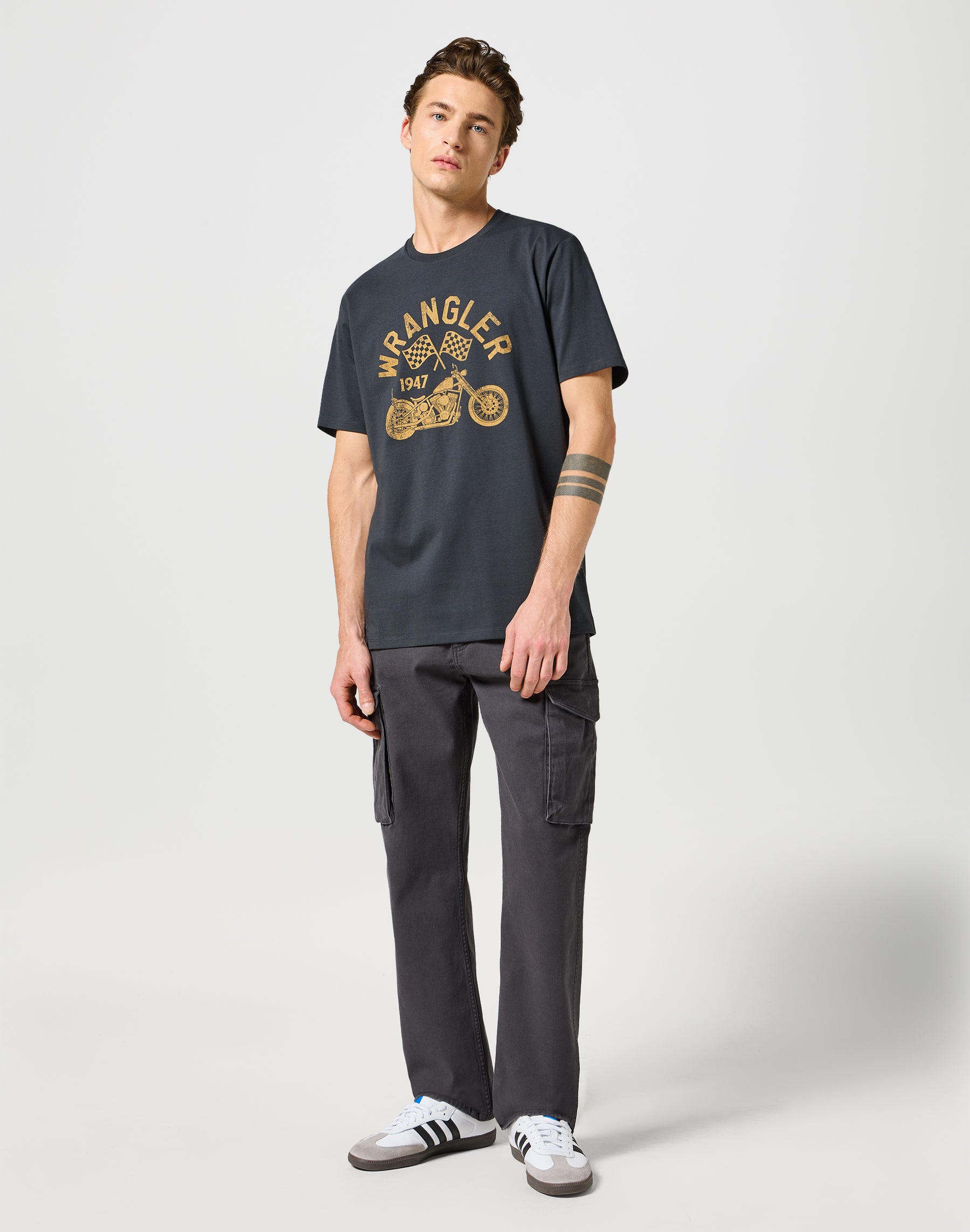 Americana Tee in Faded Black T-shirts Wrangler   