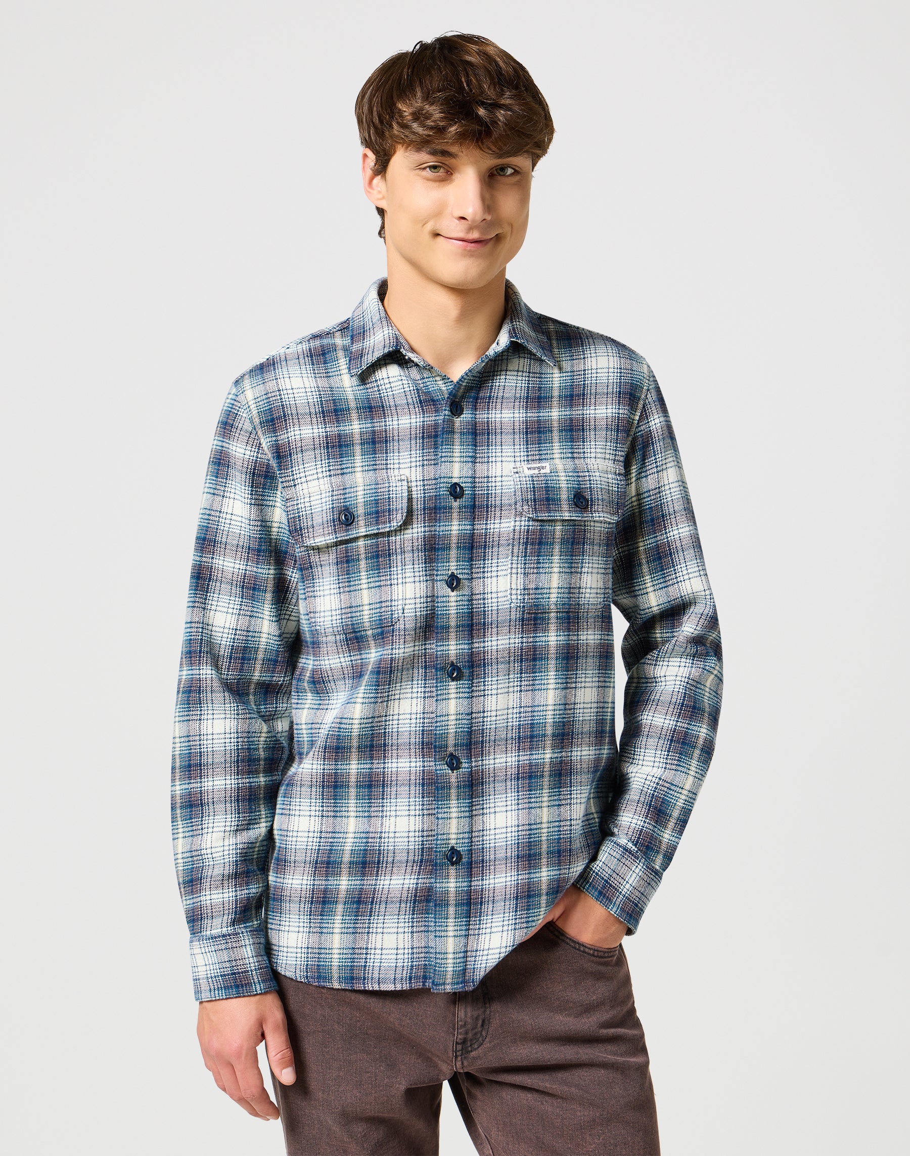 Two Pocket Shirt in Blue Grey Chemises Wrangler   