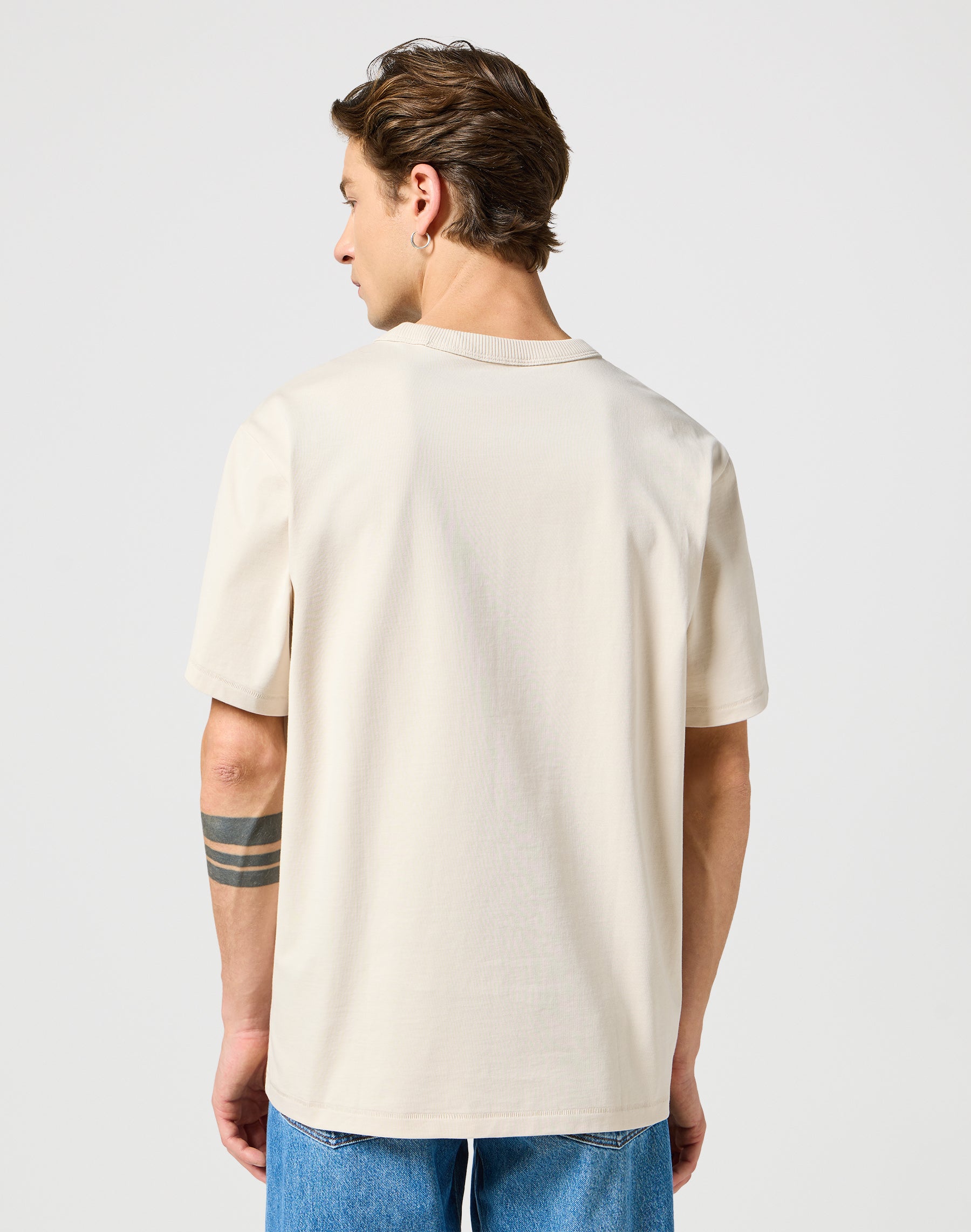 Shortleeves Solid Tee in Vintage White T-shirts Wrangler   