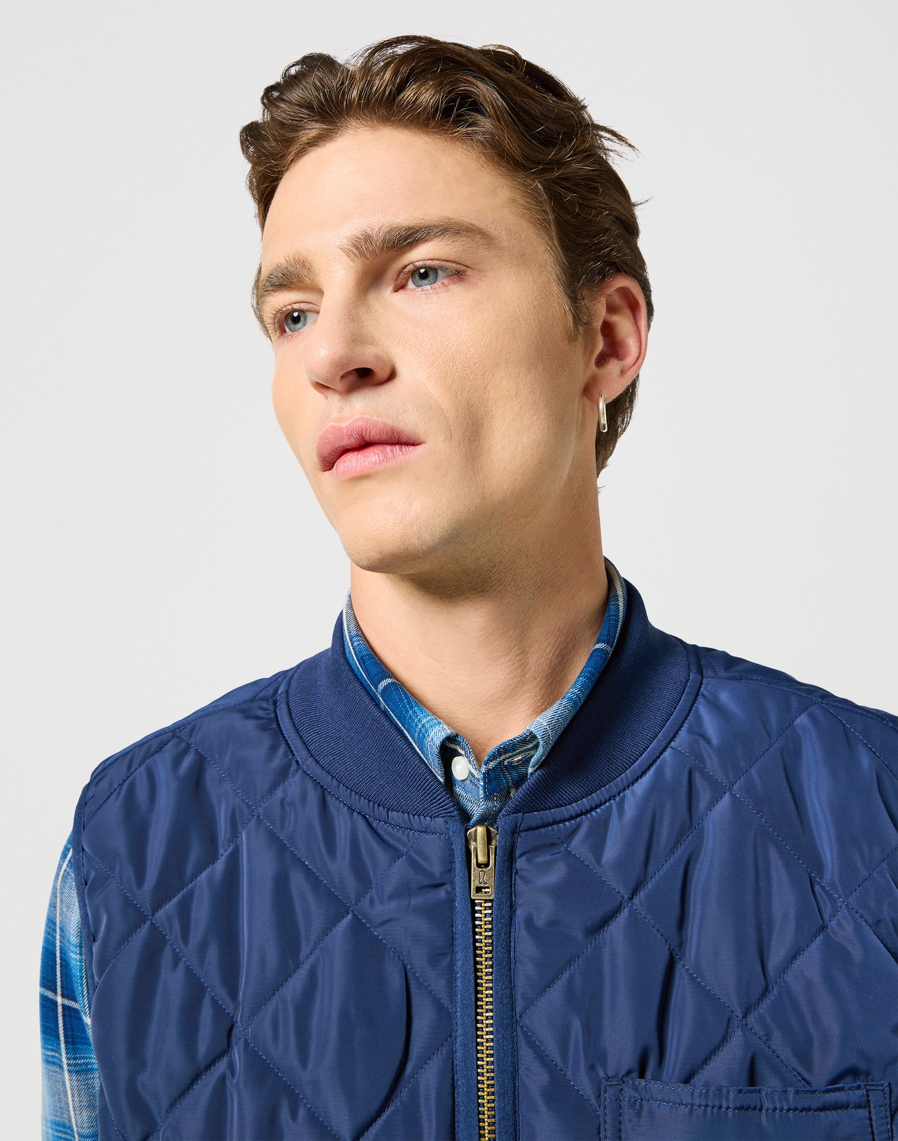 Elevated Vest in Navy Vestes Wrangler   