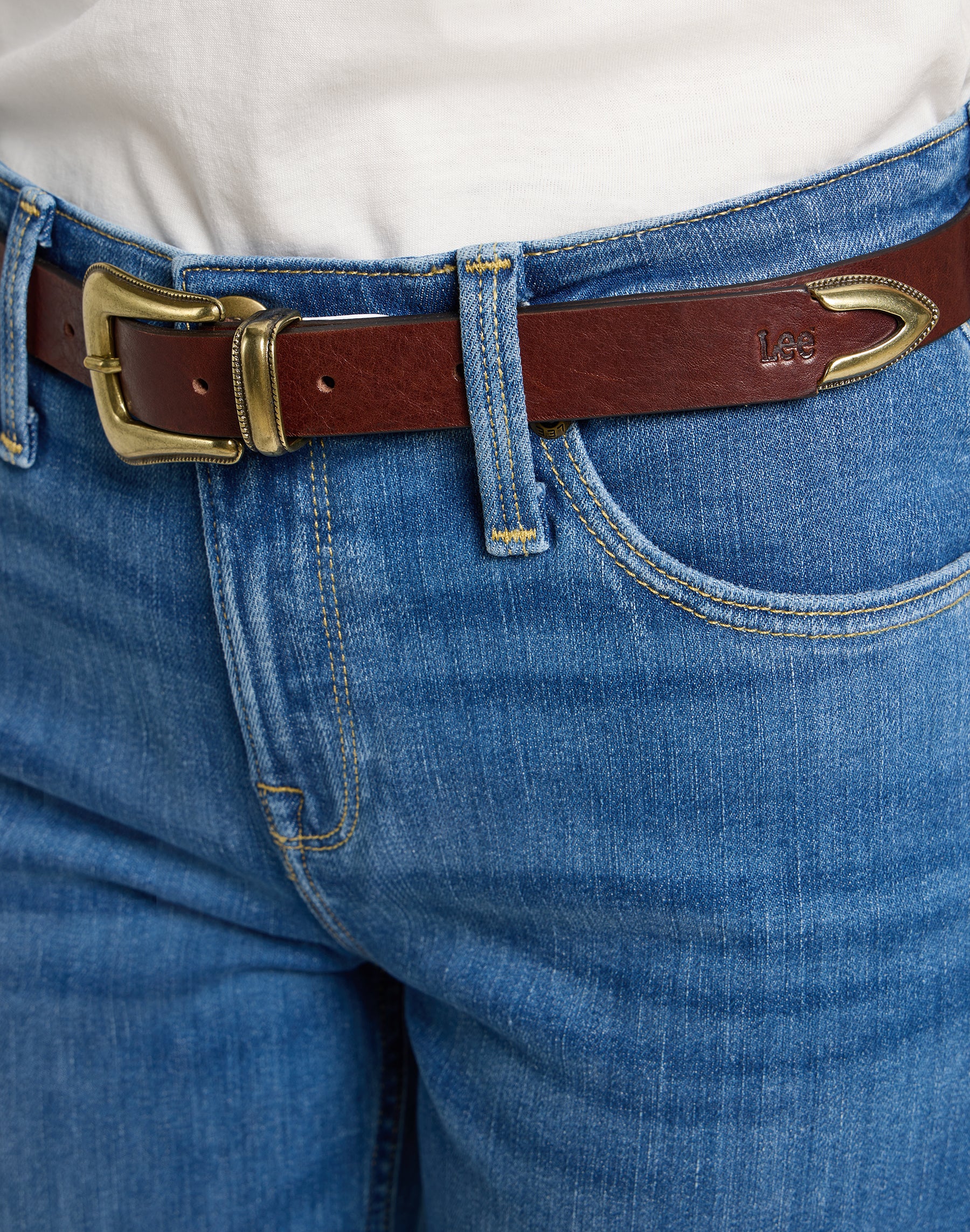 Buckle Belt in Dark Brown Ceinture Lee   