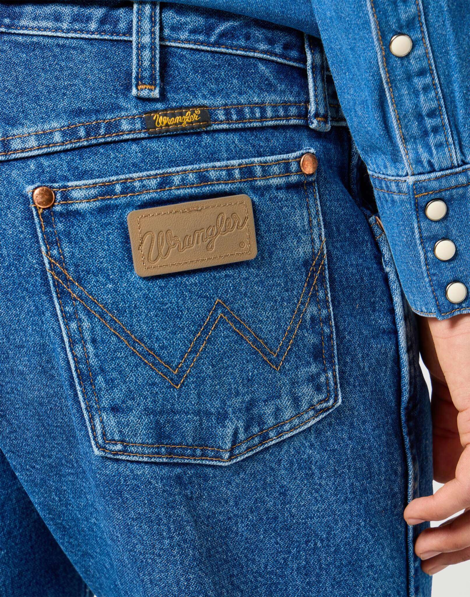 13MWZ en jean délavé Wrangler   
