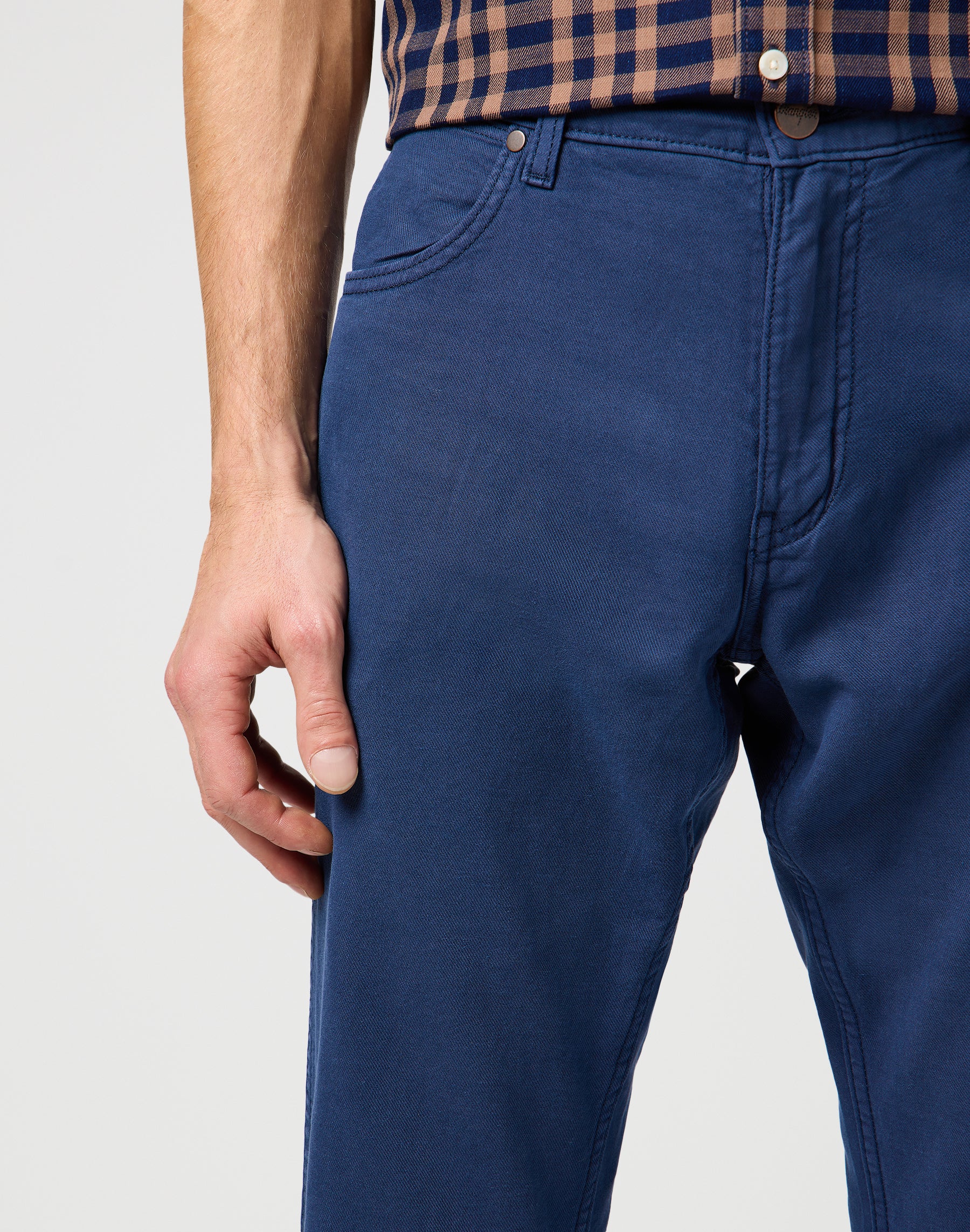 Greensboro in Navy Pantalon Wrangler