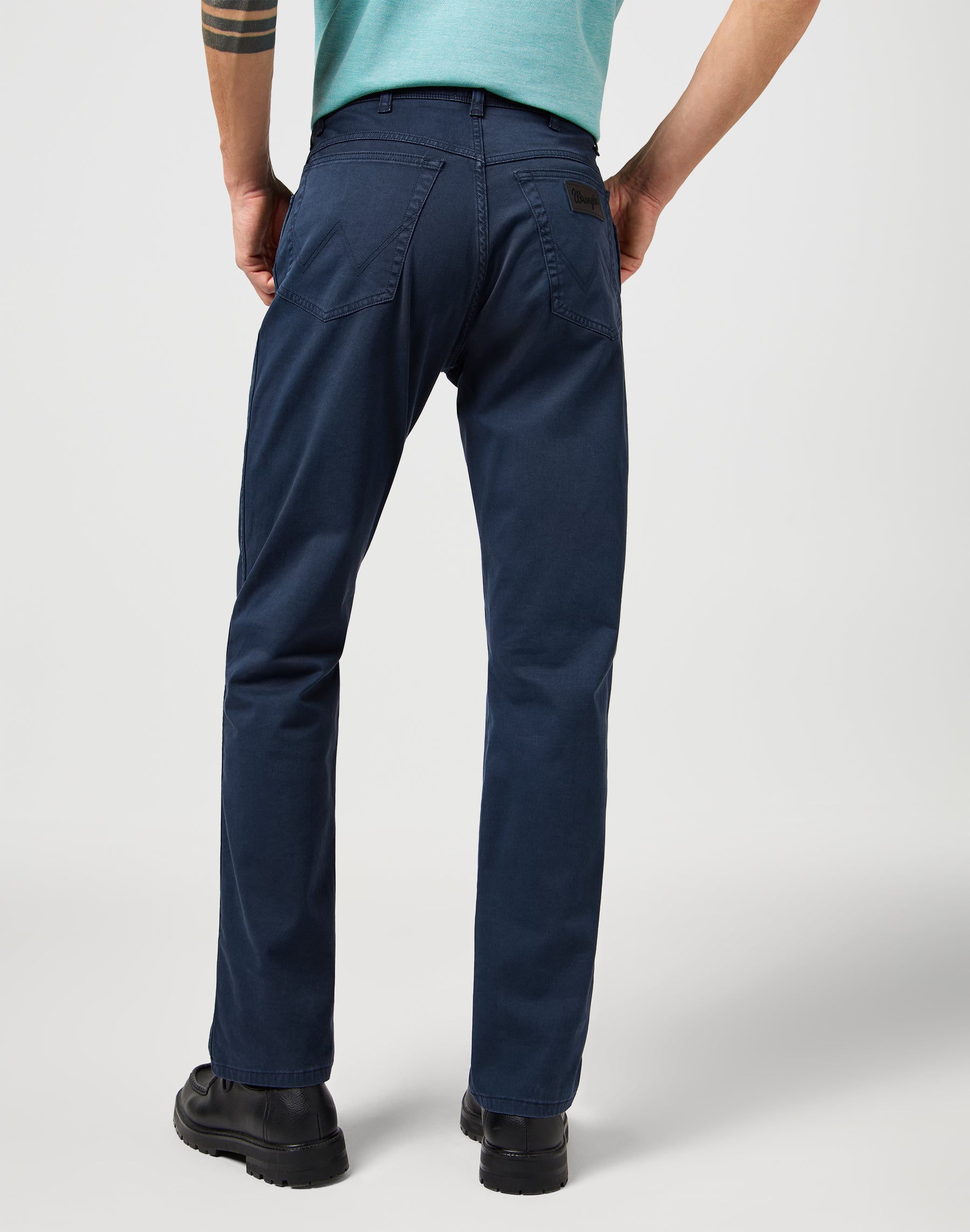 Texas Slim in Dark Navy Pantalon Wrangler