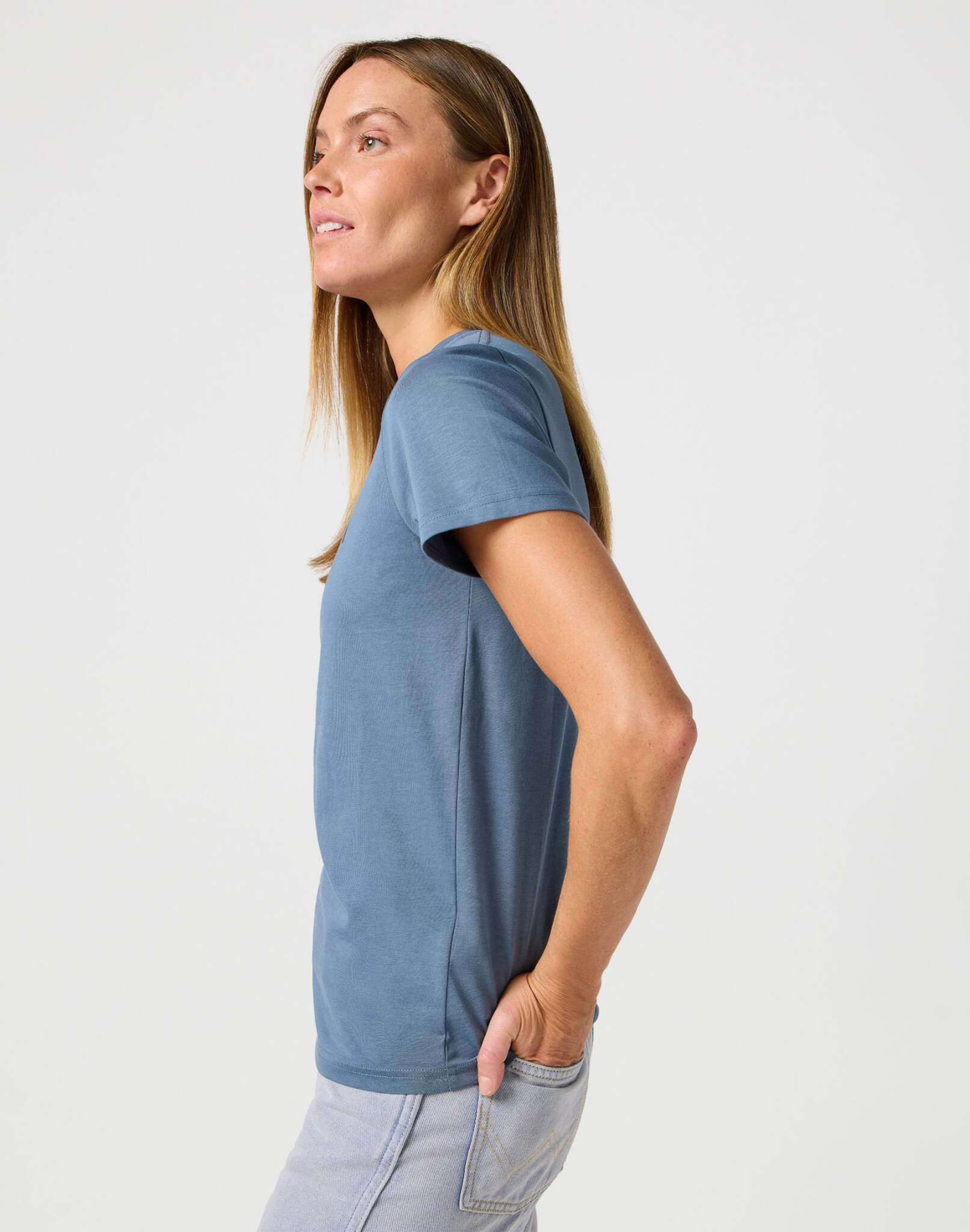 Graphic Tee in Dusty Blue T-shirts Wrangler