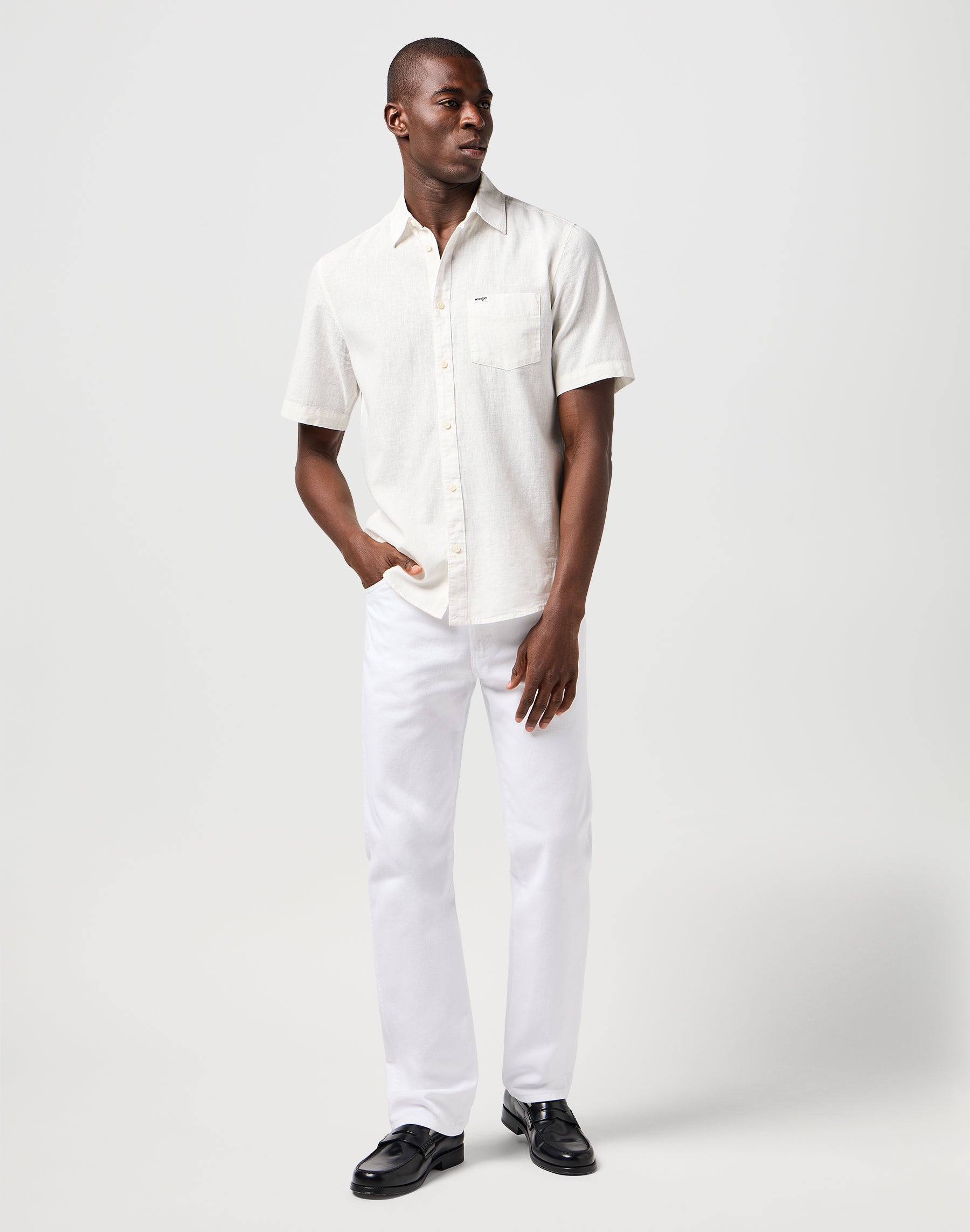 Ss 1 Pkt Shirt in White Chemises Wrangler