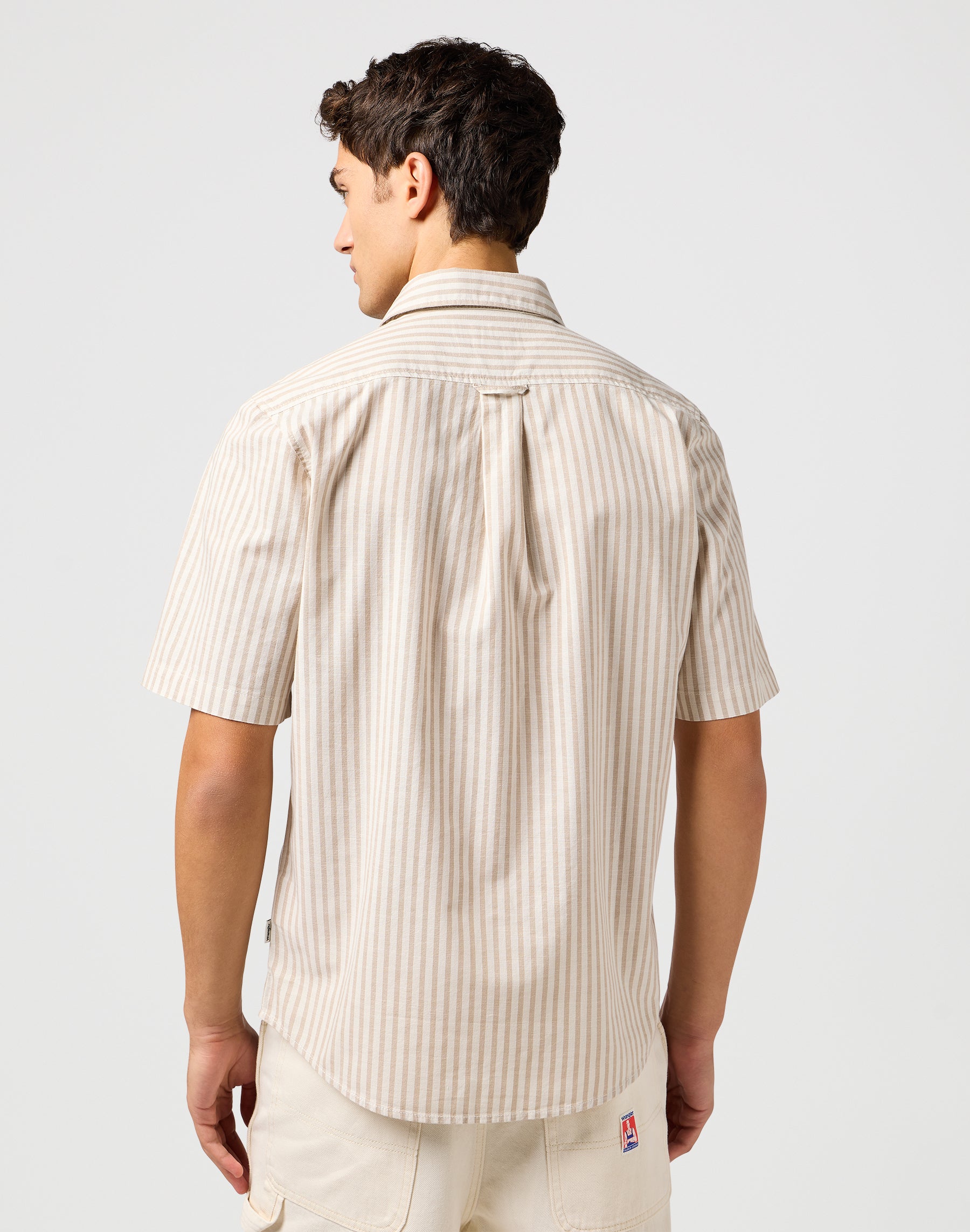 Ss Shirt in Tan Stripe Chemises Wrangler