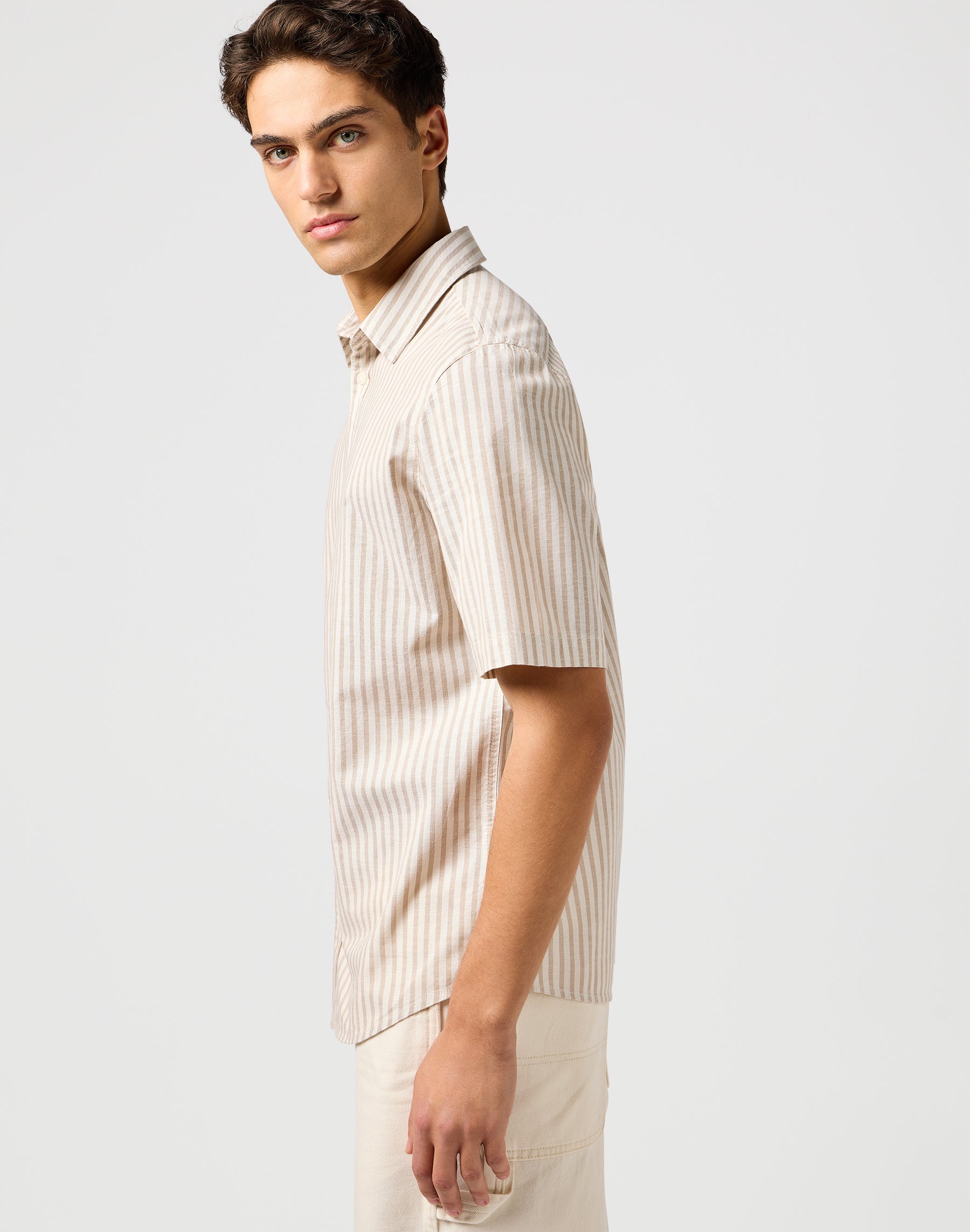 Ss Shirt in Tan Stripe Chemises Wrangler