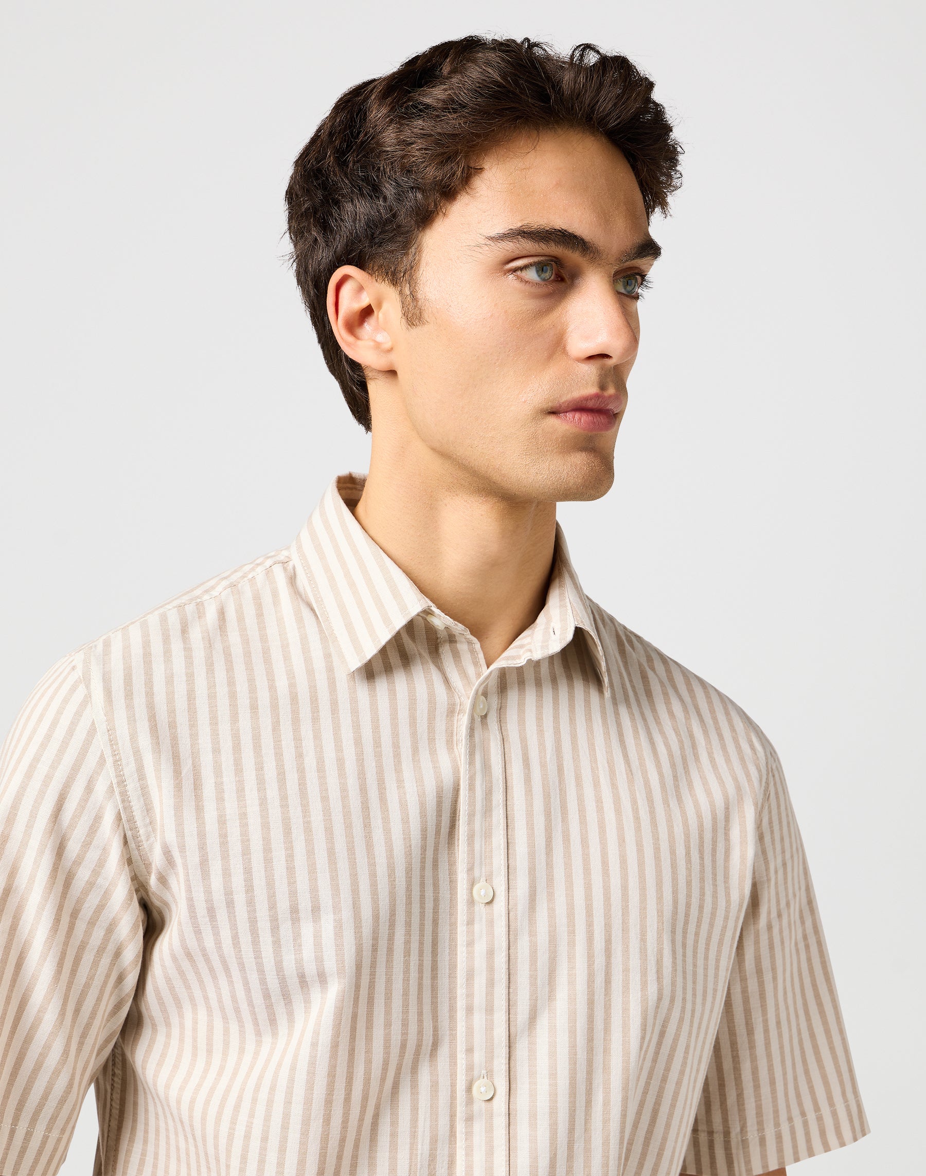 Ss Shirt in Tan Stripe Chemises Wrangler