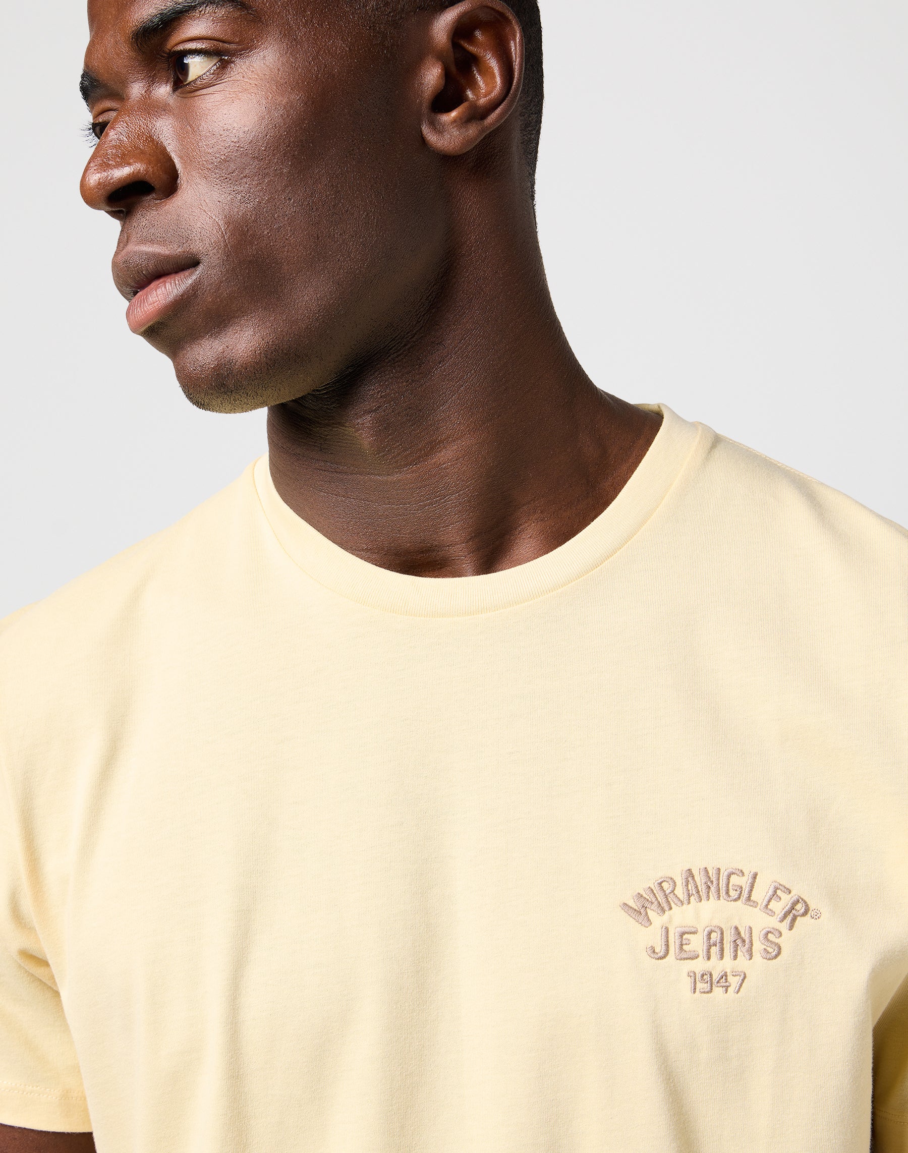 Small Logo Tee en crêpe de banane T-shirts Wrangler