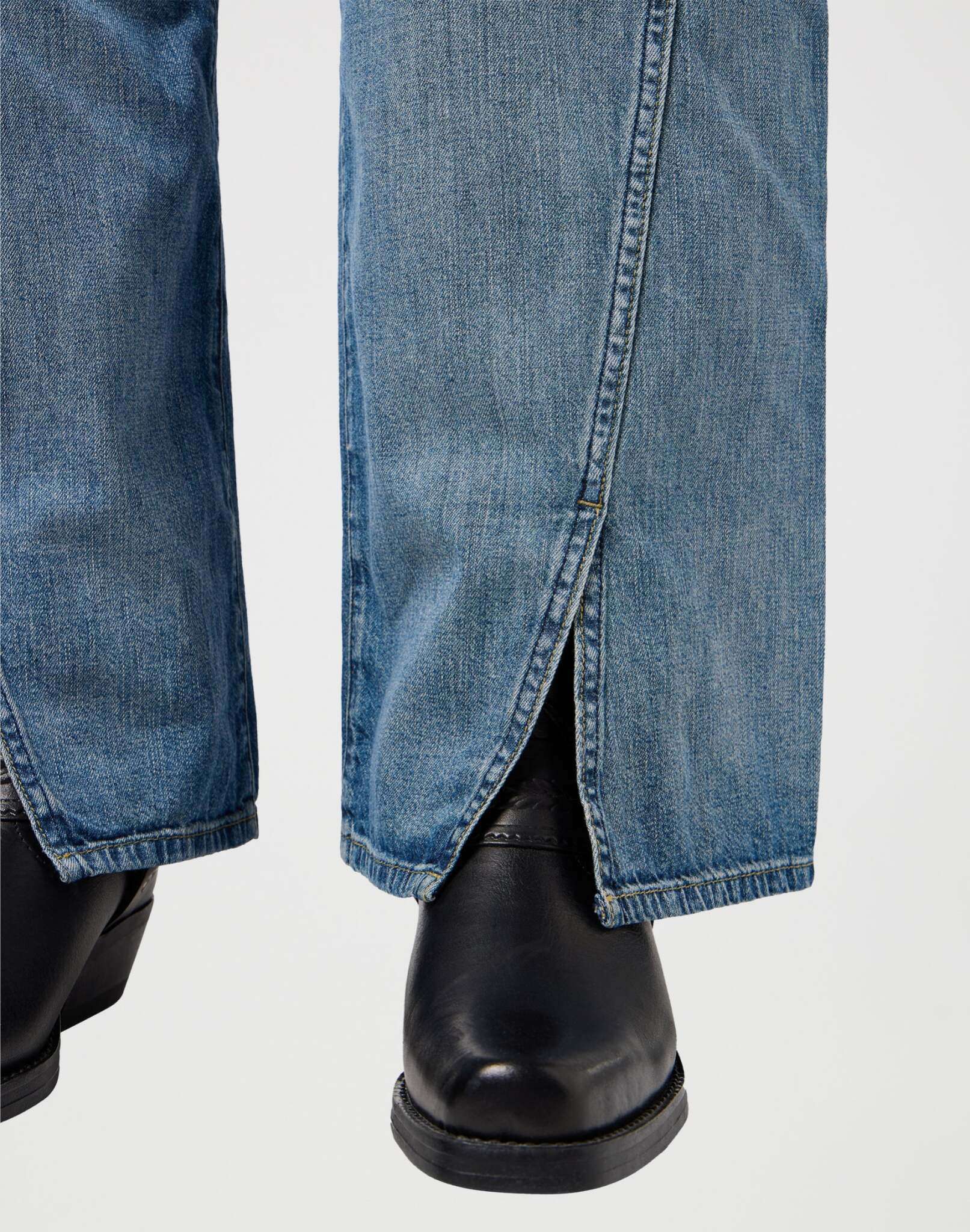 Spat Loose in Green Wash Jeans Wrangler