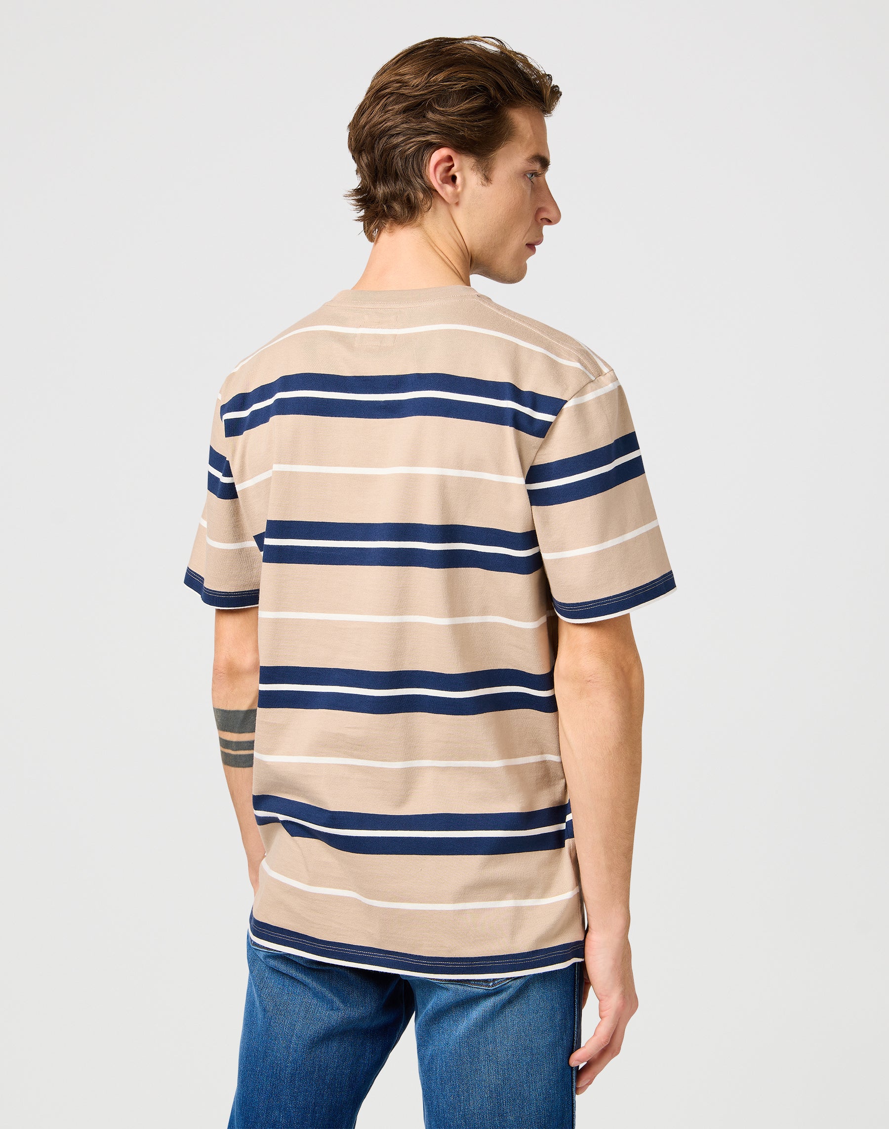 Stripe Tee dans Timberwolf T-shirts Wrangler