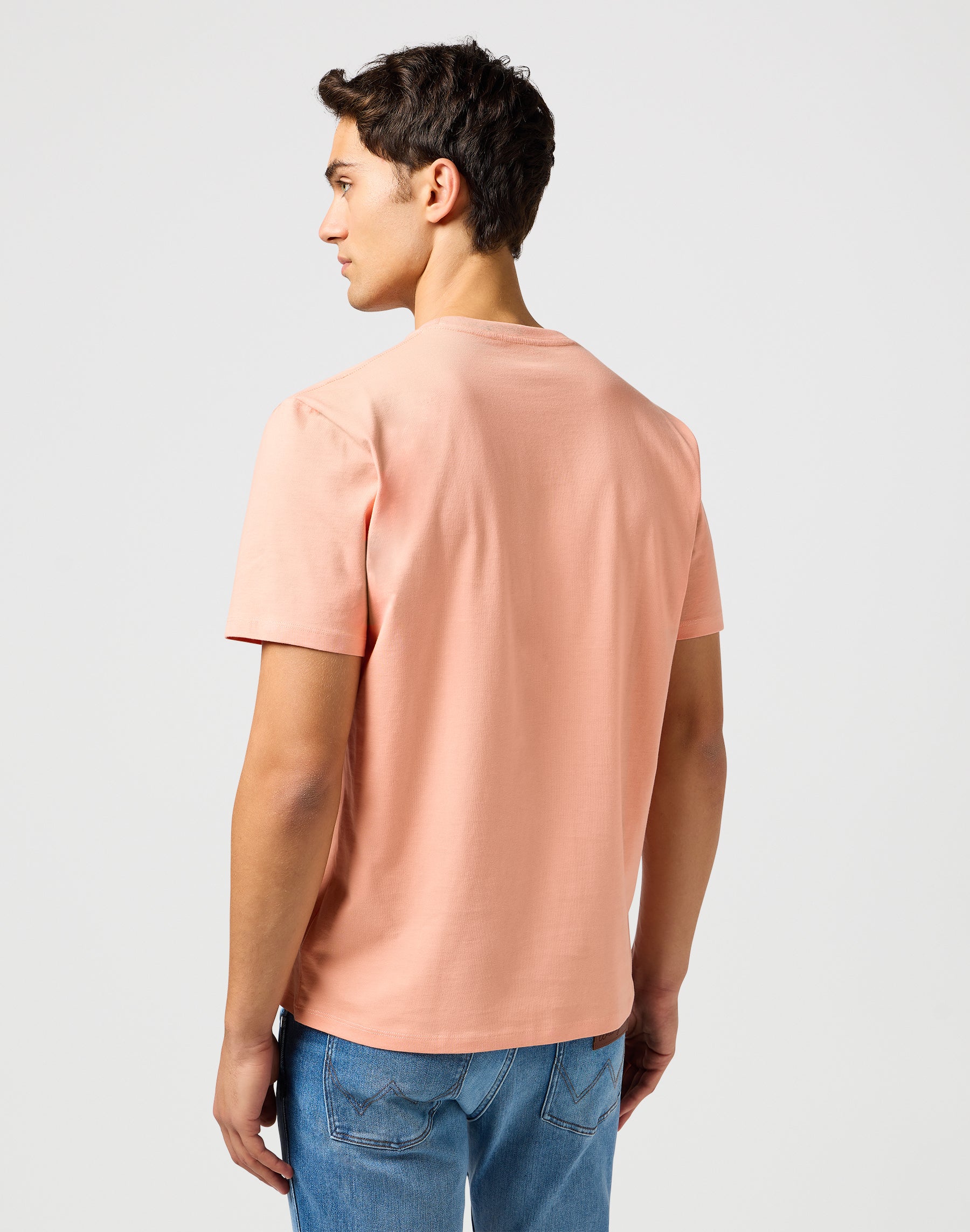 Small Logo Tee in Crevette T-shirts Wrangler