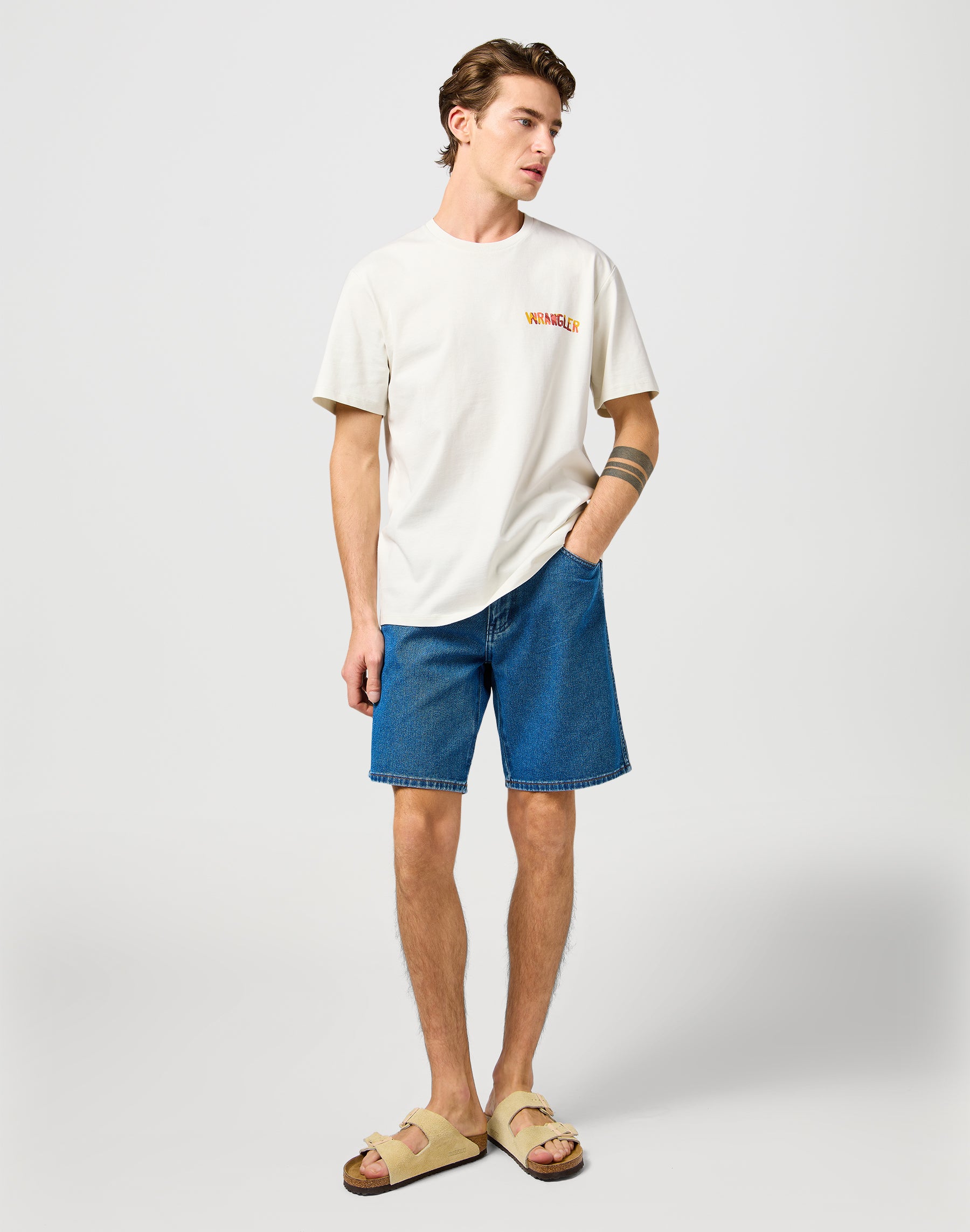 Big Graphic Tee in Vintage White T-shirts Wrangler