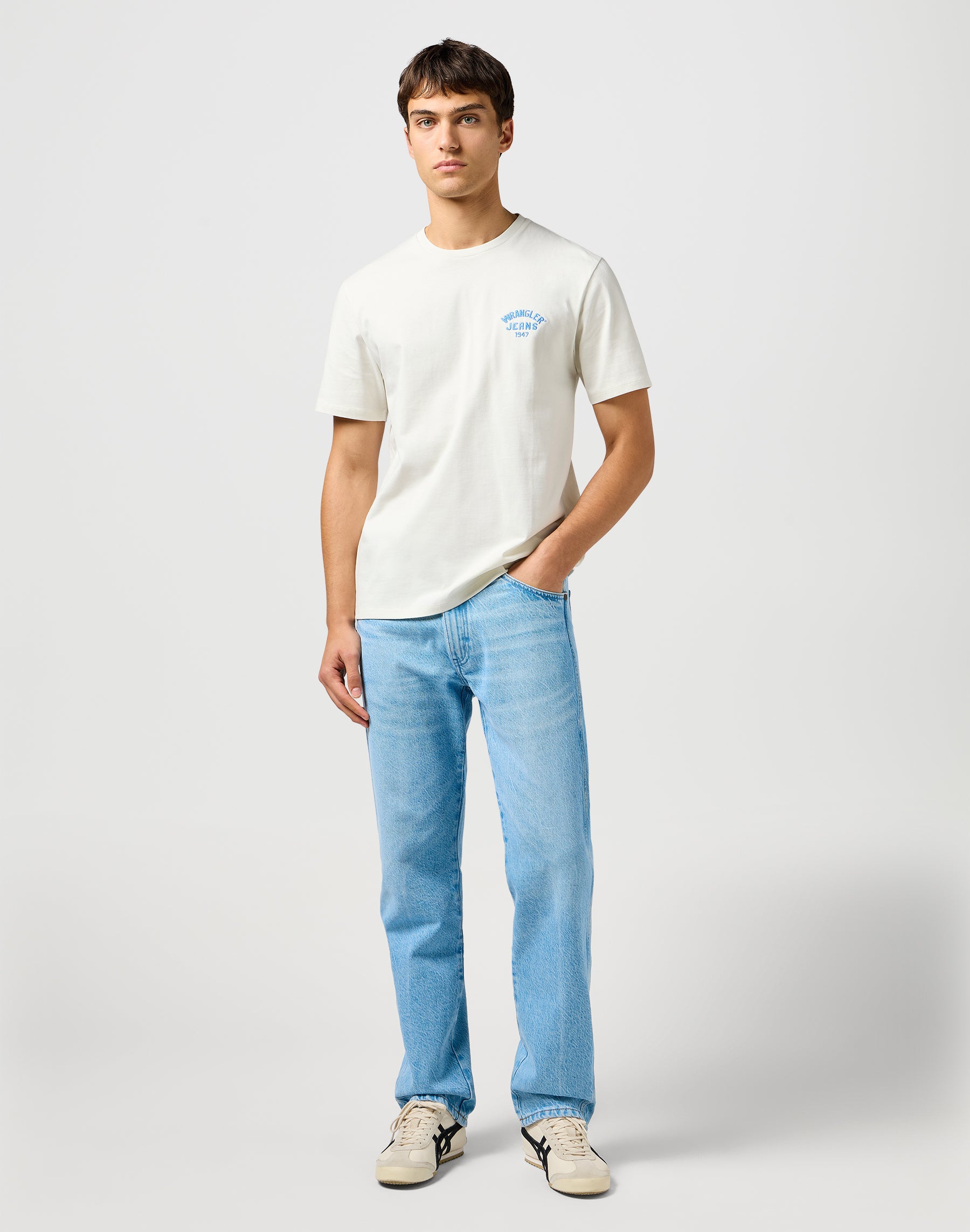 Small Logo Tee in Vintage White T-shirts Wrangler