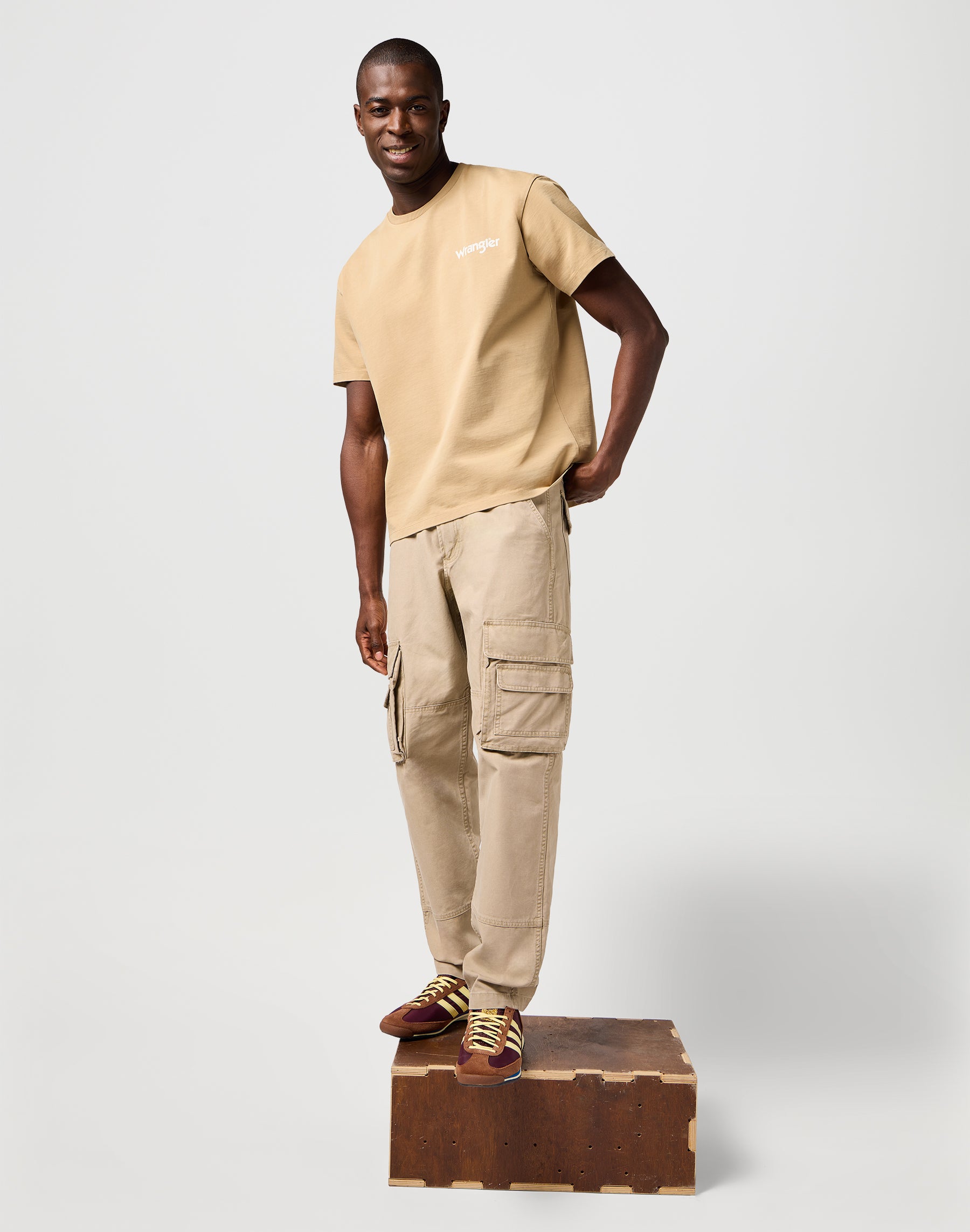 Cj Rel Cargo Pant in Kelp Pantalon Wrangler